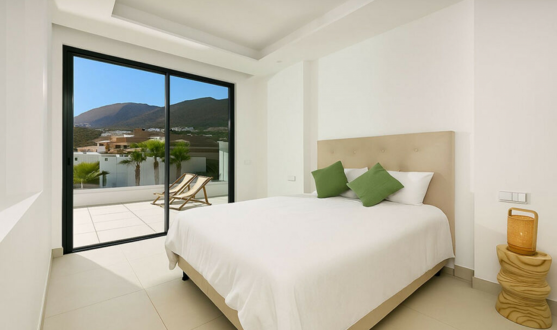 Resale - House -
Benalmadena Pueblo