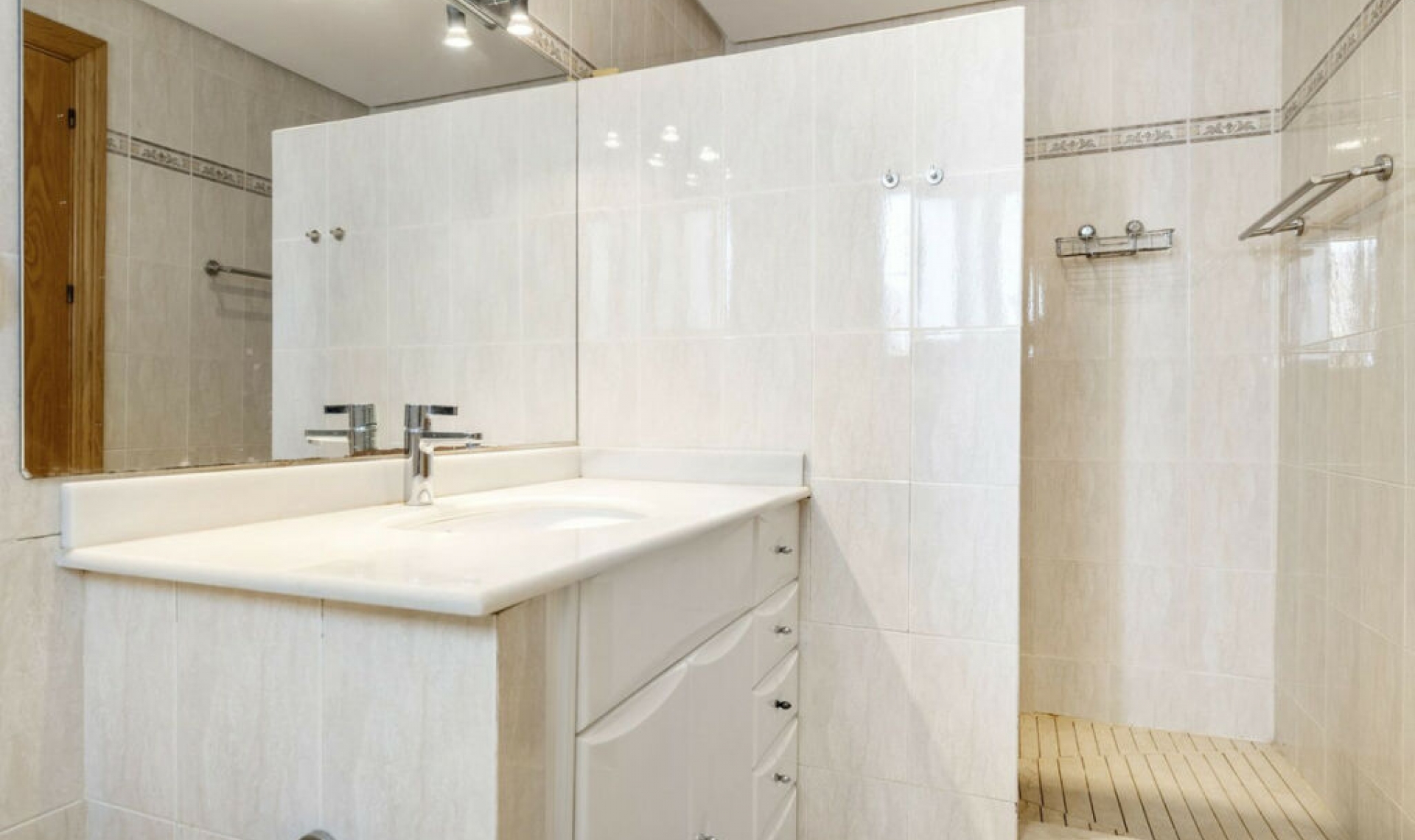 Resale - House -
Benalmadena Pueblo