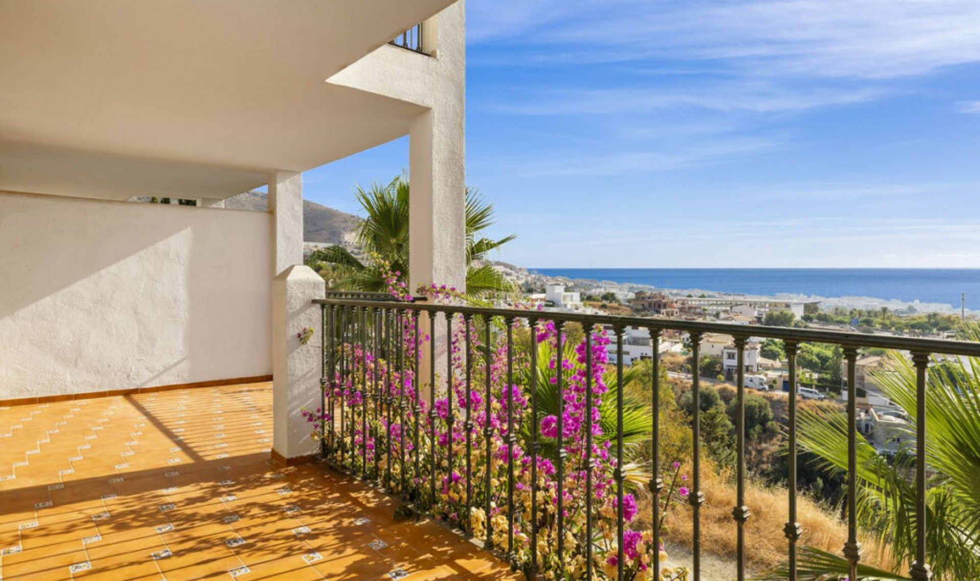Resale - House -
Benalmadena Pueblo