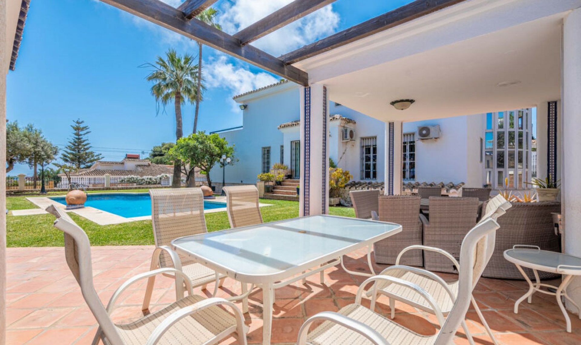 Resale - House -
Benalmadena