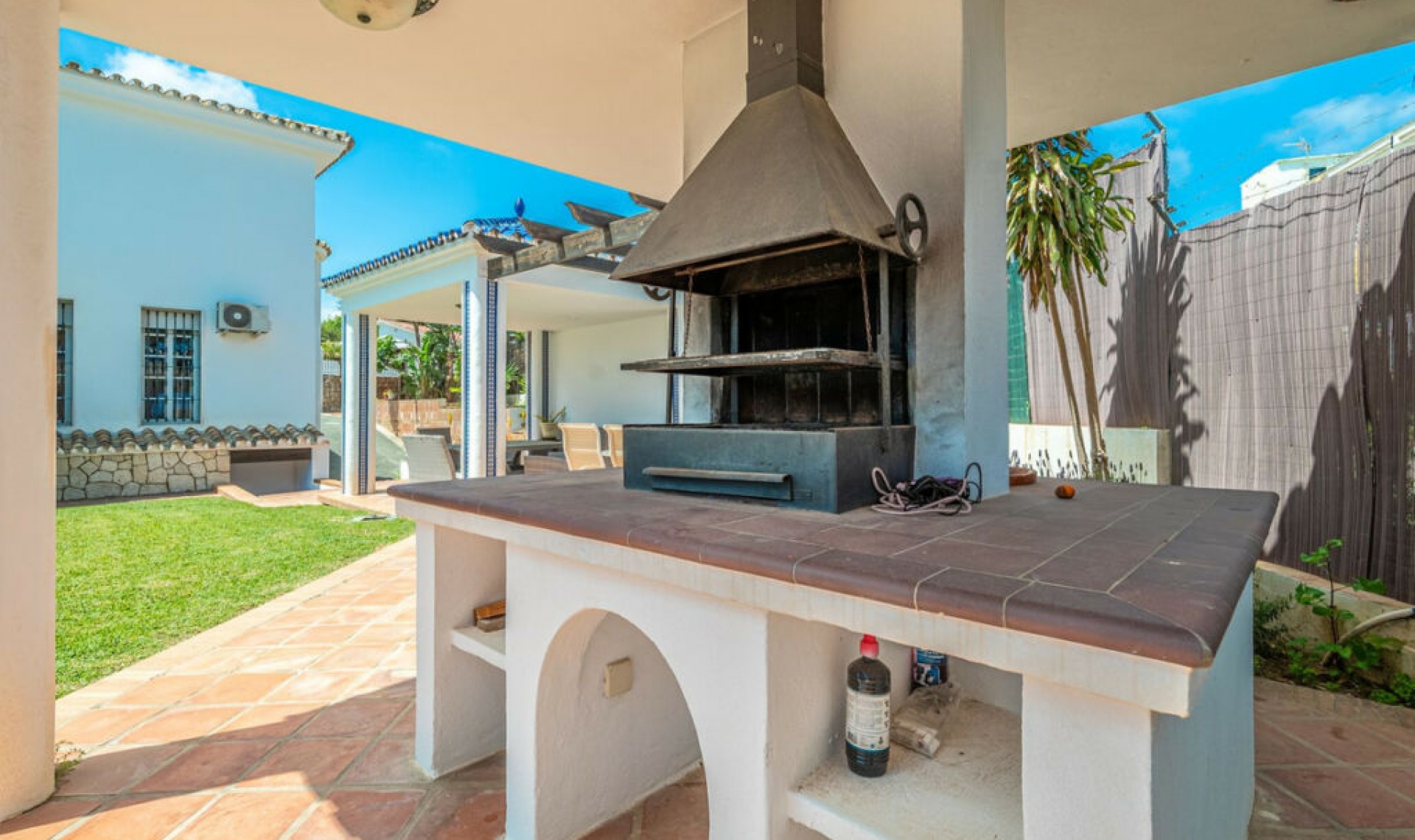 Resale - House -
Benalmadena