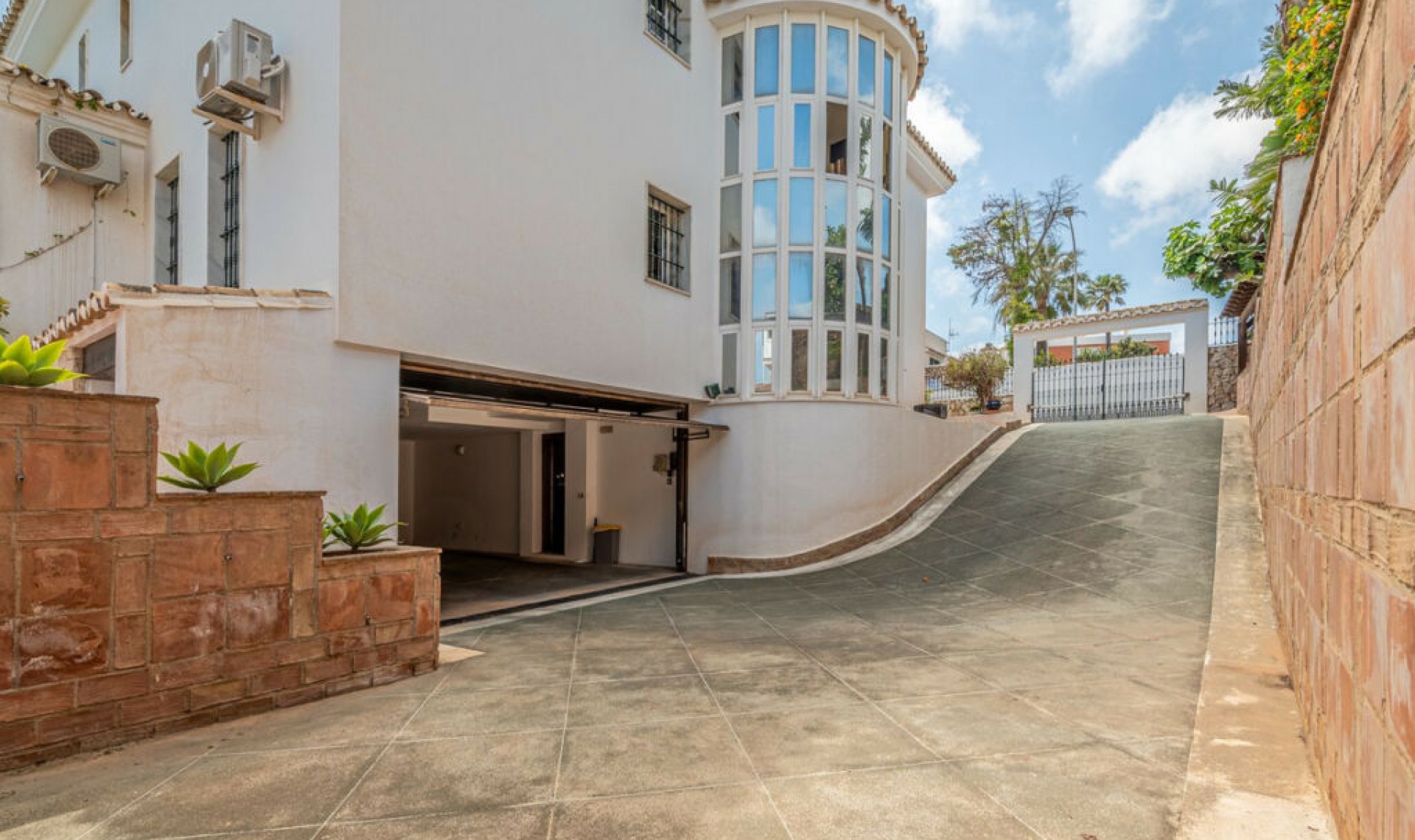 Resale - House -
Benalmadena