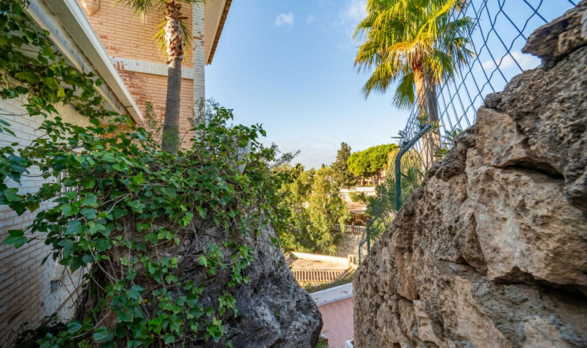 Resale - House -
Benalmadena