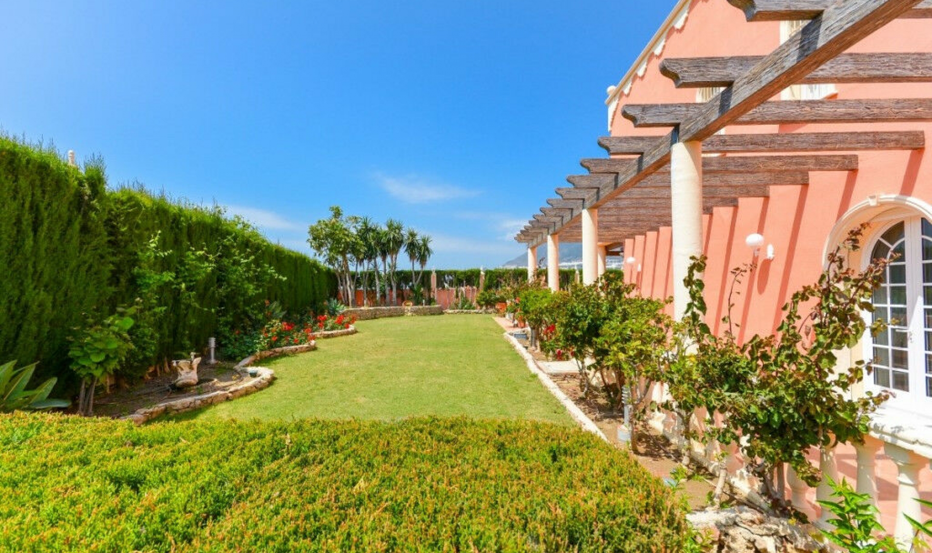 Resale - House -
Benalmadena