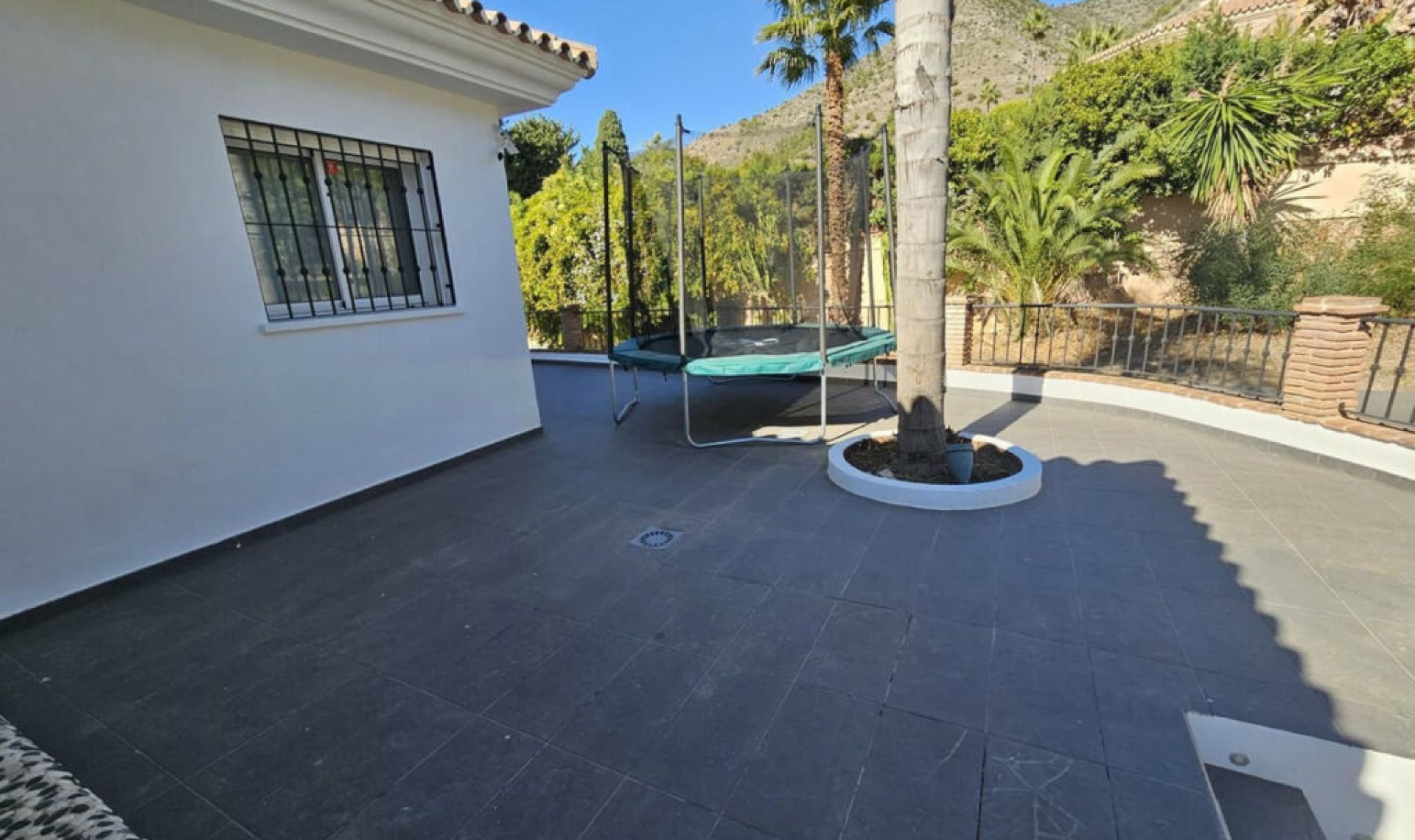 Resale - House -
Benalmadena