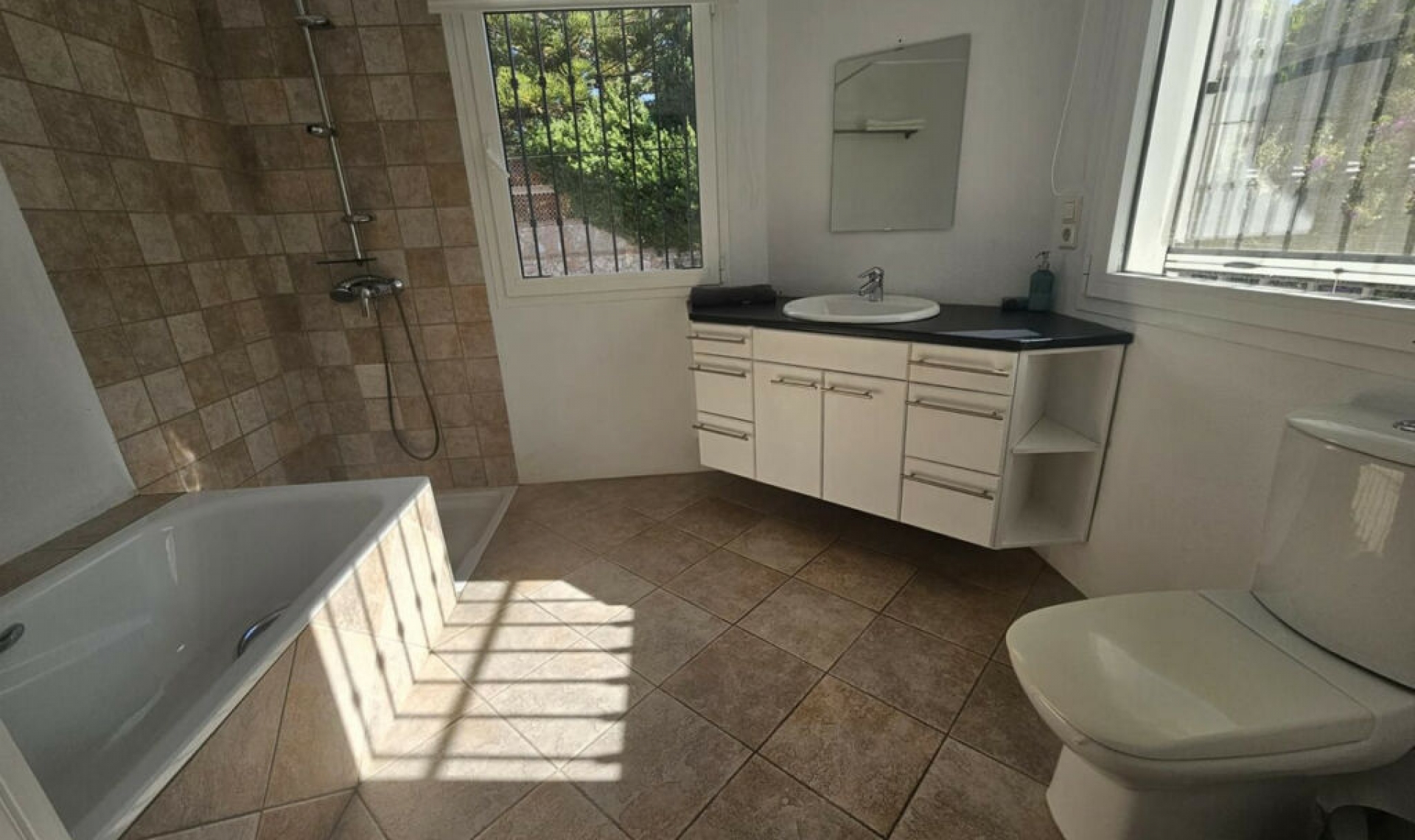 Resale - House -
Benalmadena