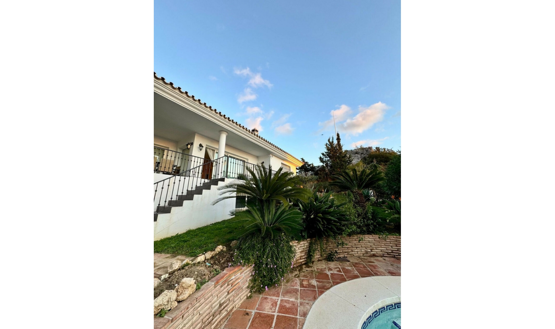 Resale - House -
Benalmadena