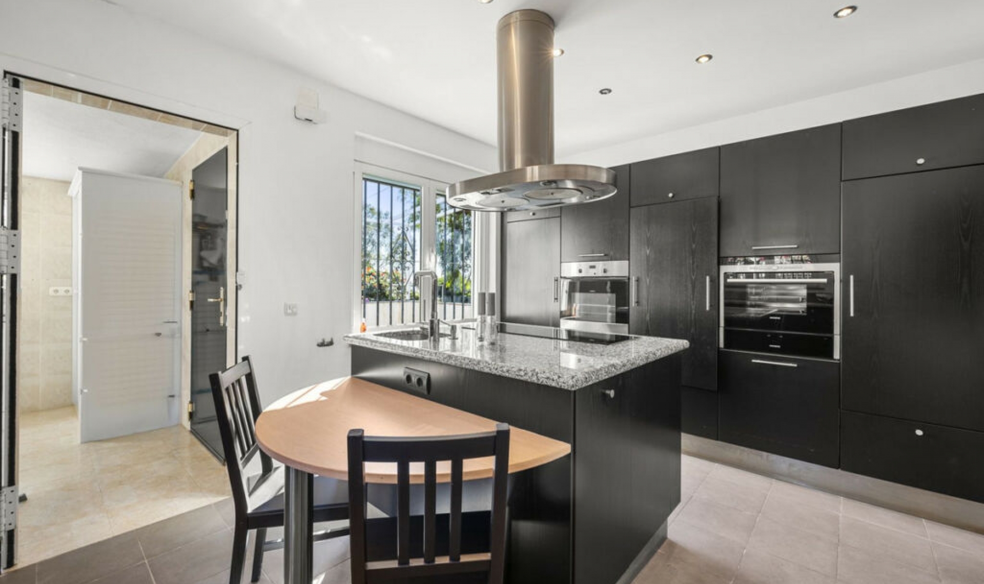 Resale - House -
Benalmadena