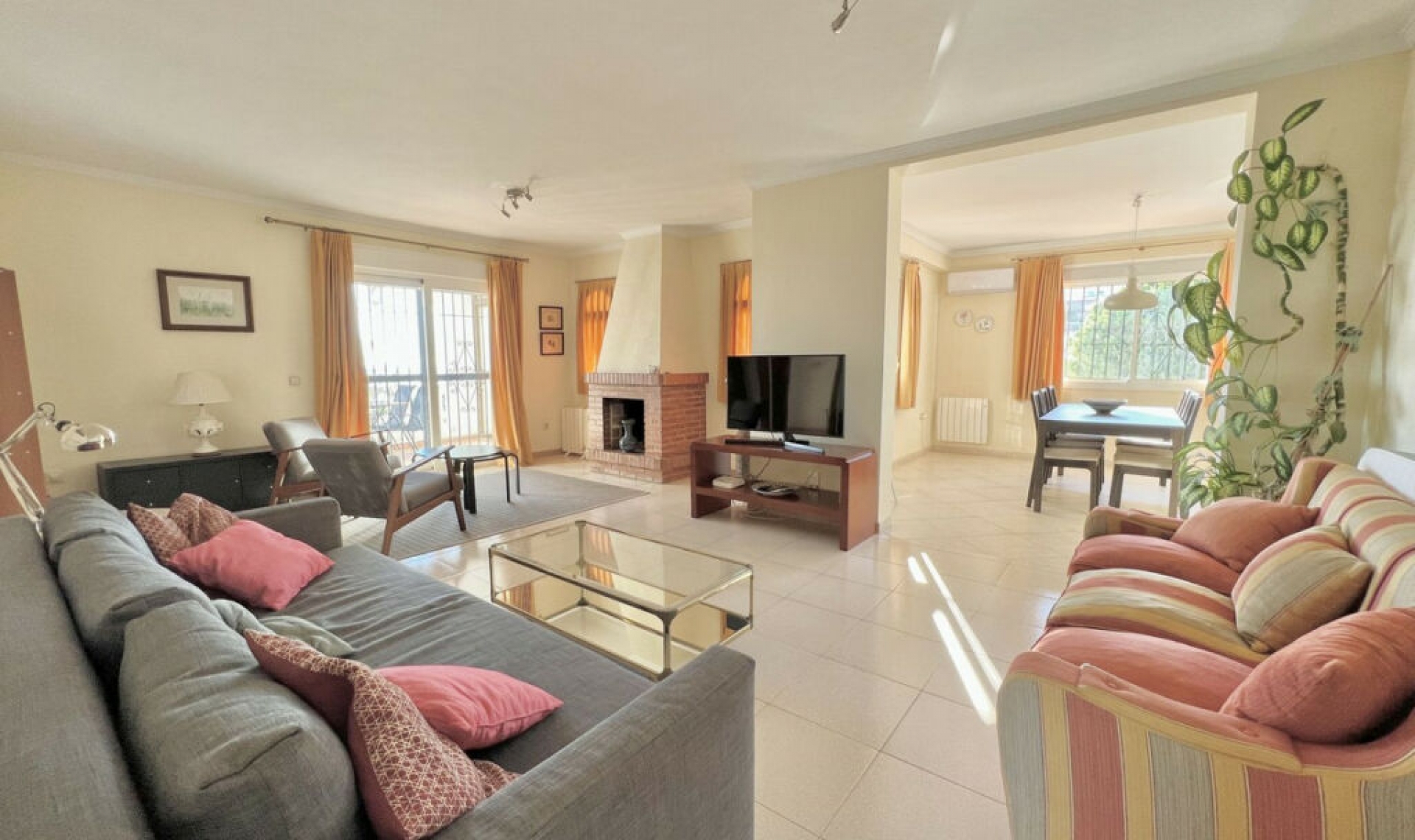 Resale - House -
Benalmadena