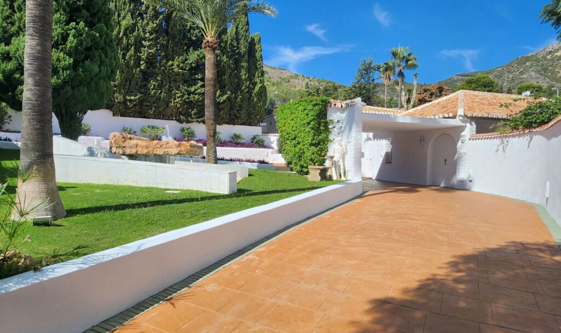 Resale - House -
Benalmadena
