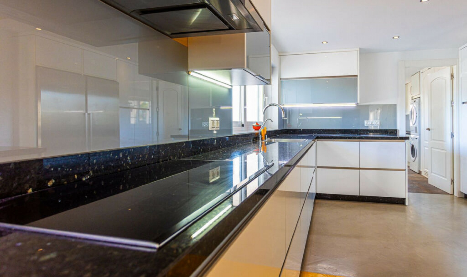 Resale - House -
Benalmadena