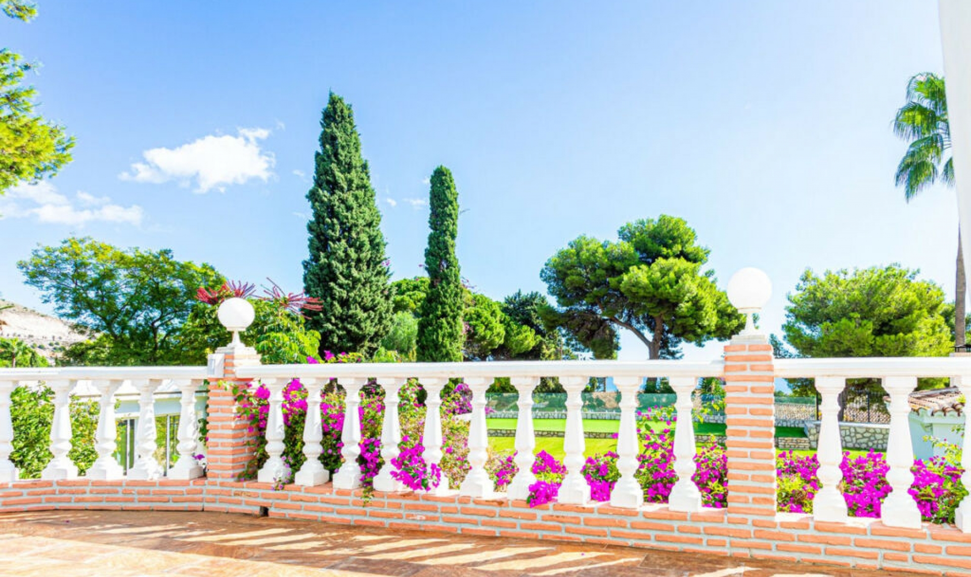 Resale - House -
Benalmadena