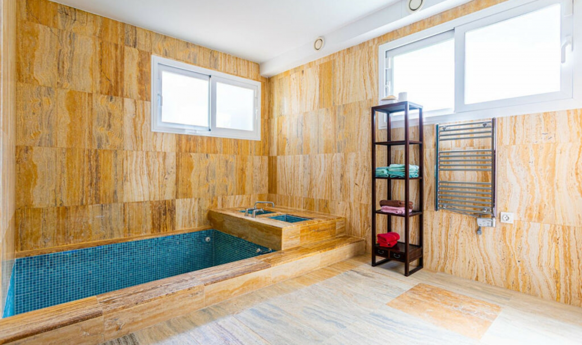 Resale - House -
Benalmadena