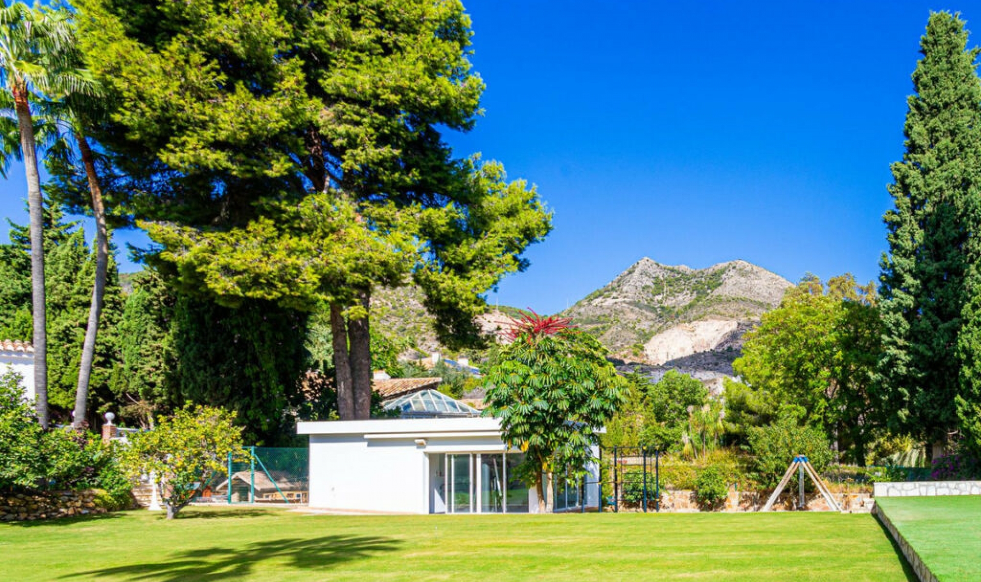 Resale - House -
Benalmadena