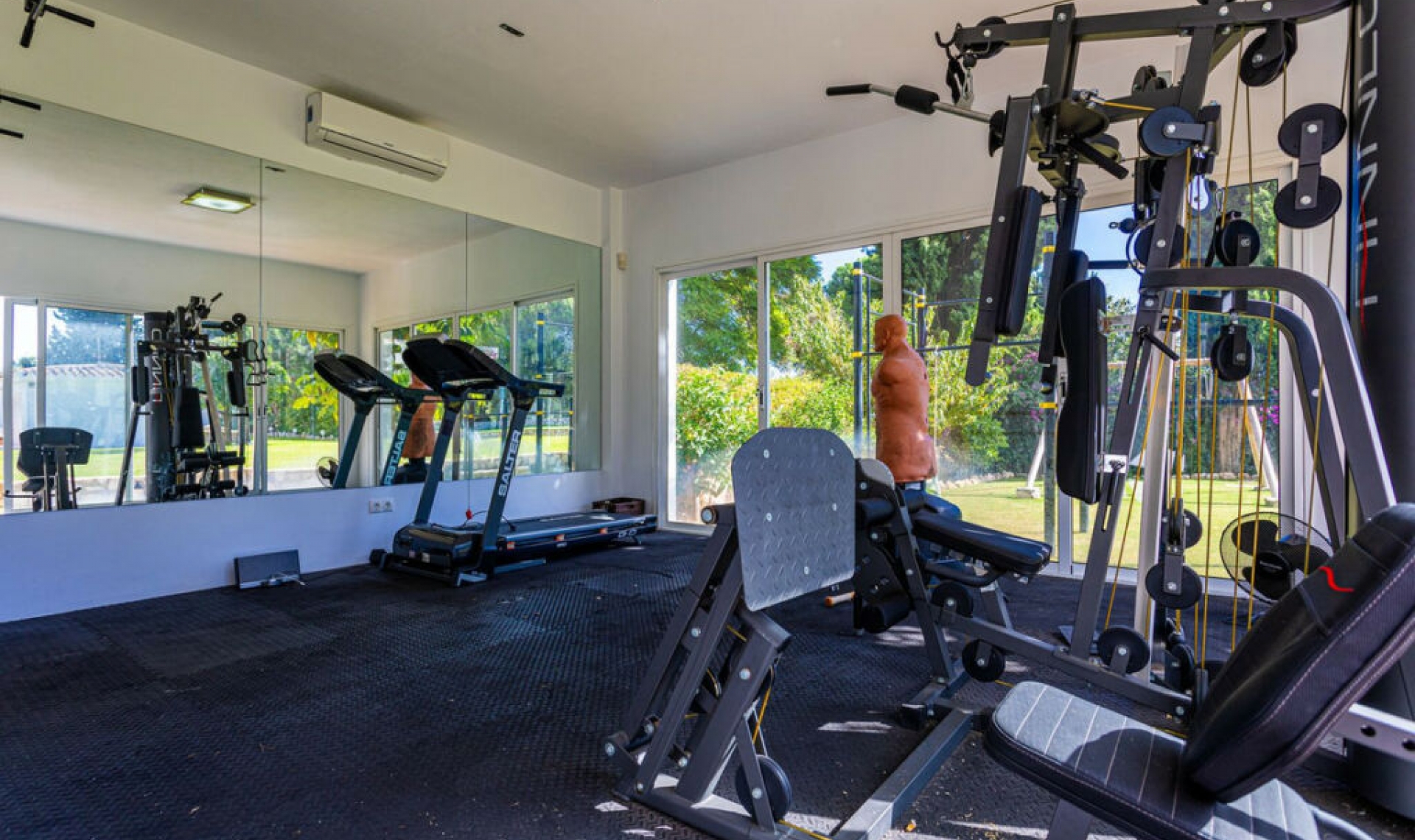 Resale - House -
Benalmadena