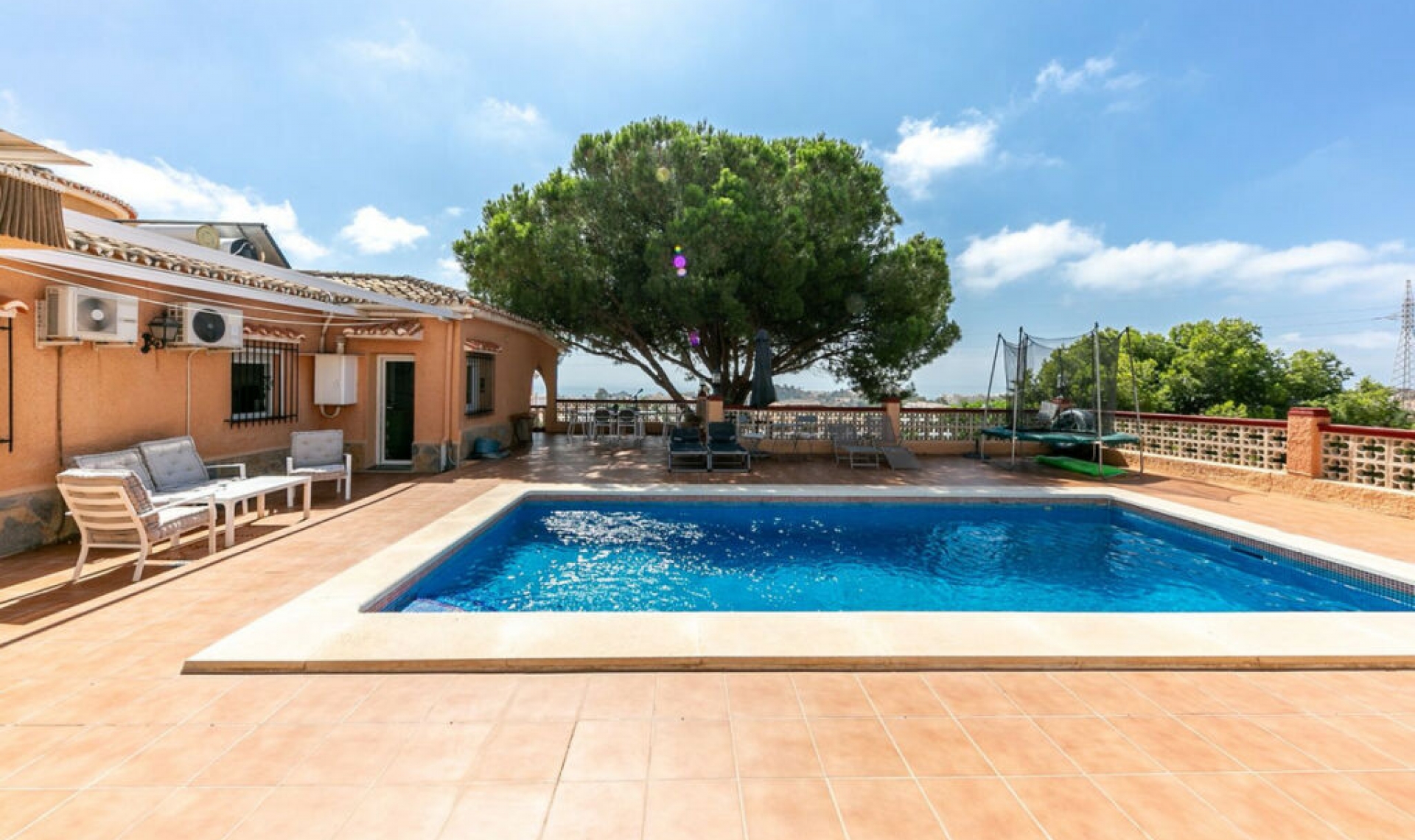 Resale - House -
Benalmadena