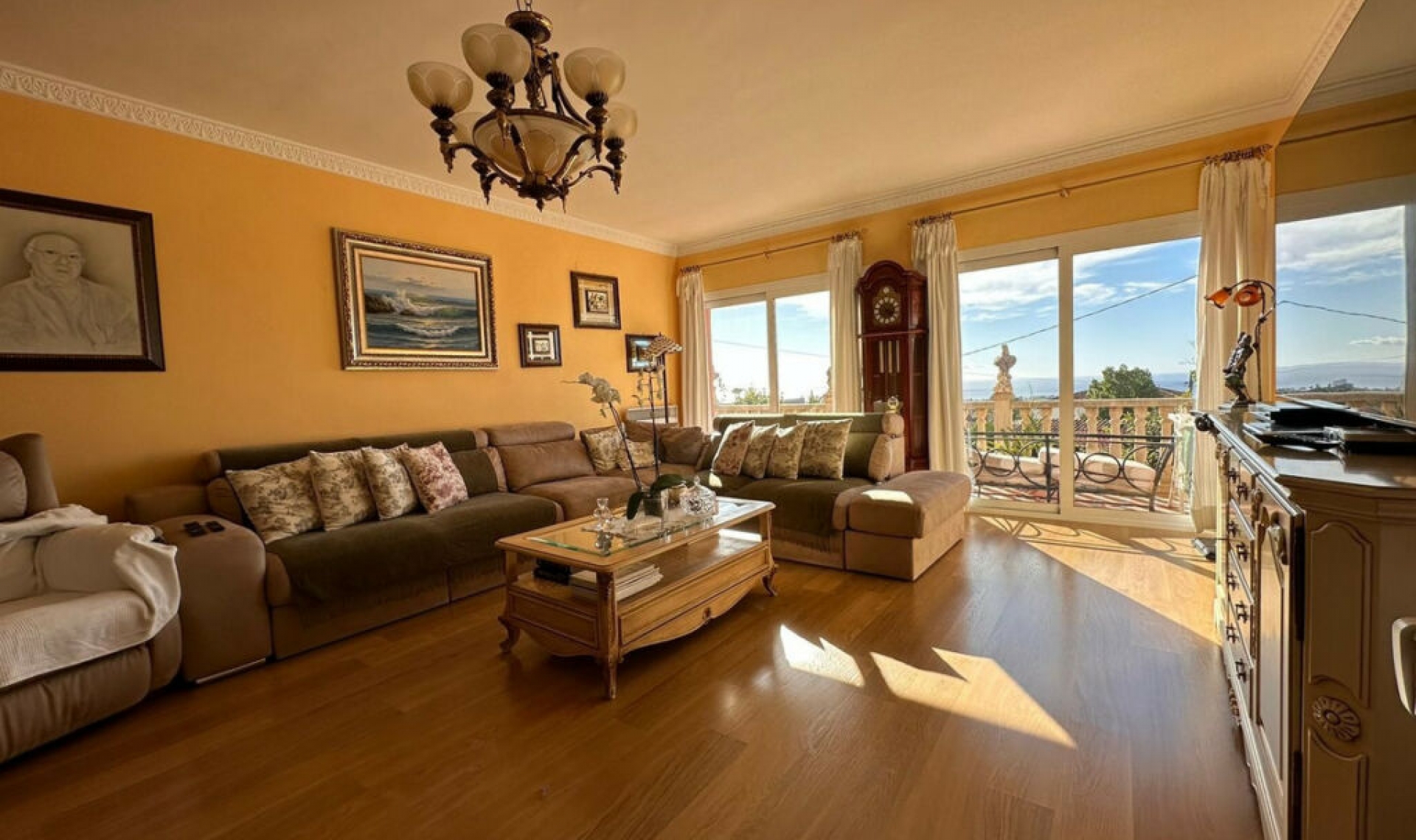 Resale - House -
Benalmadena
