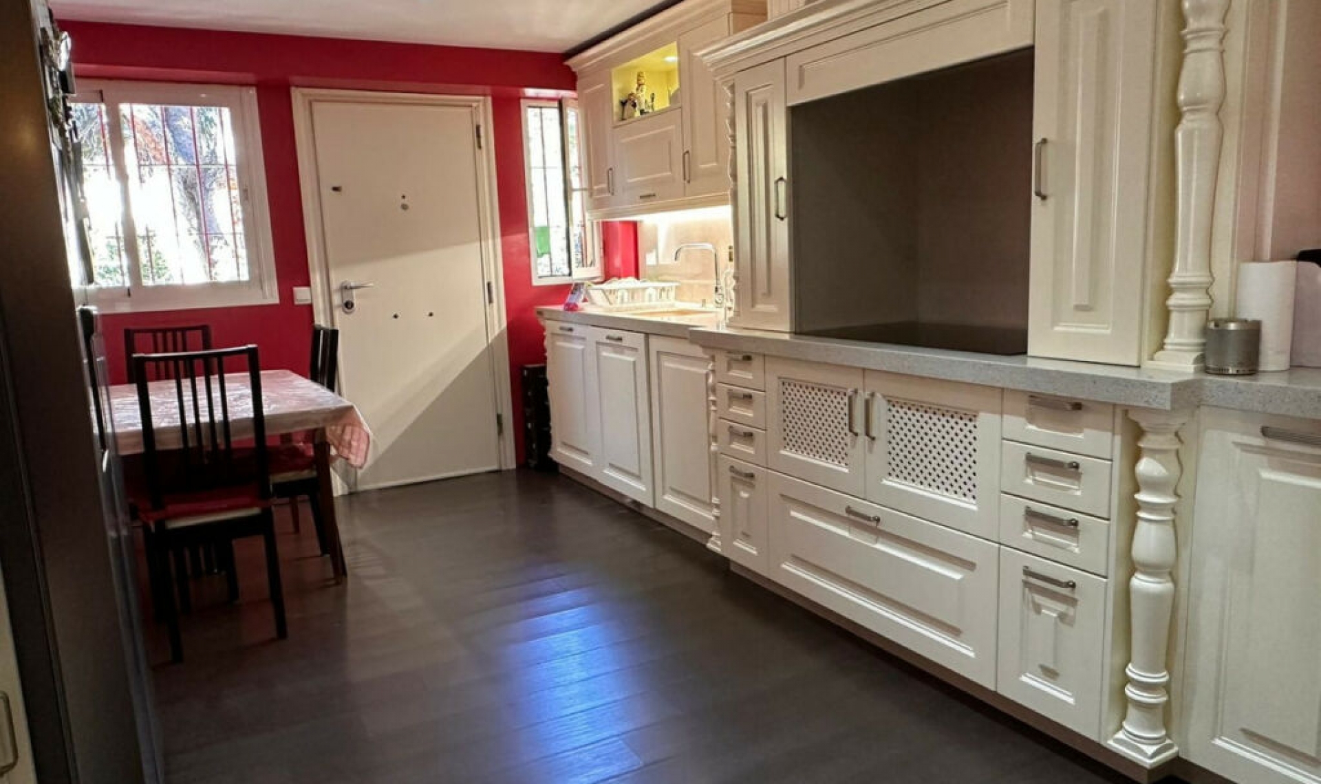 Resale - House -
Benalmadena