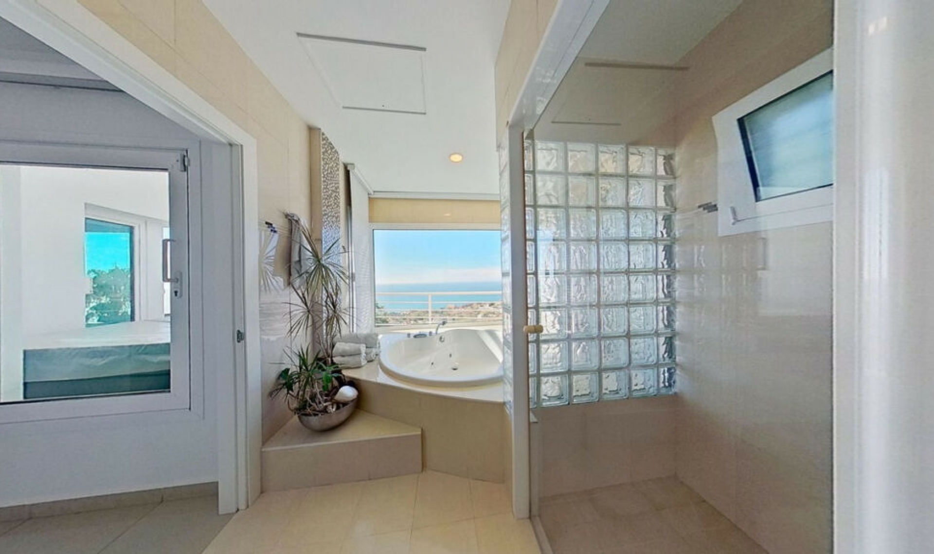 Resale - House -
Benalmadena