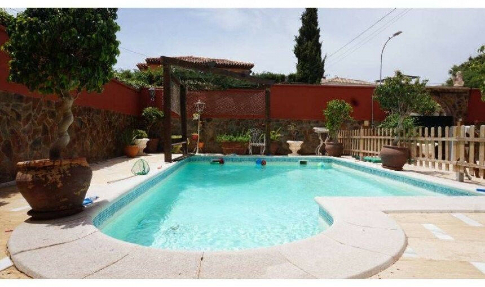 Resale - House -
Benalmadena