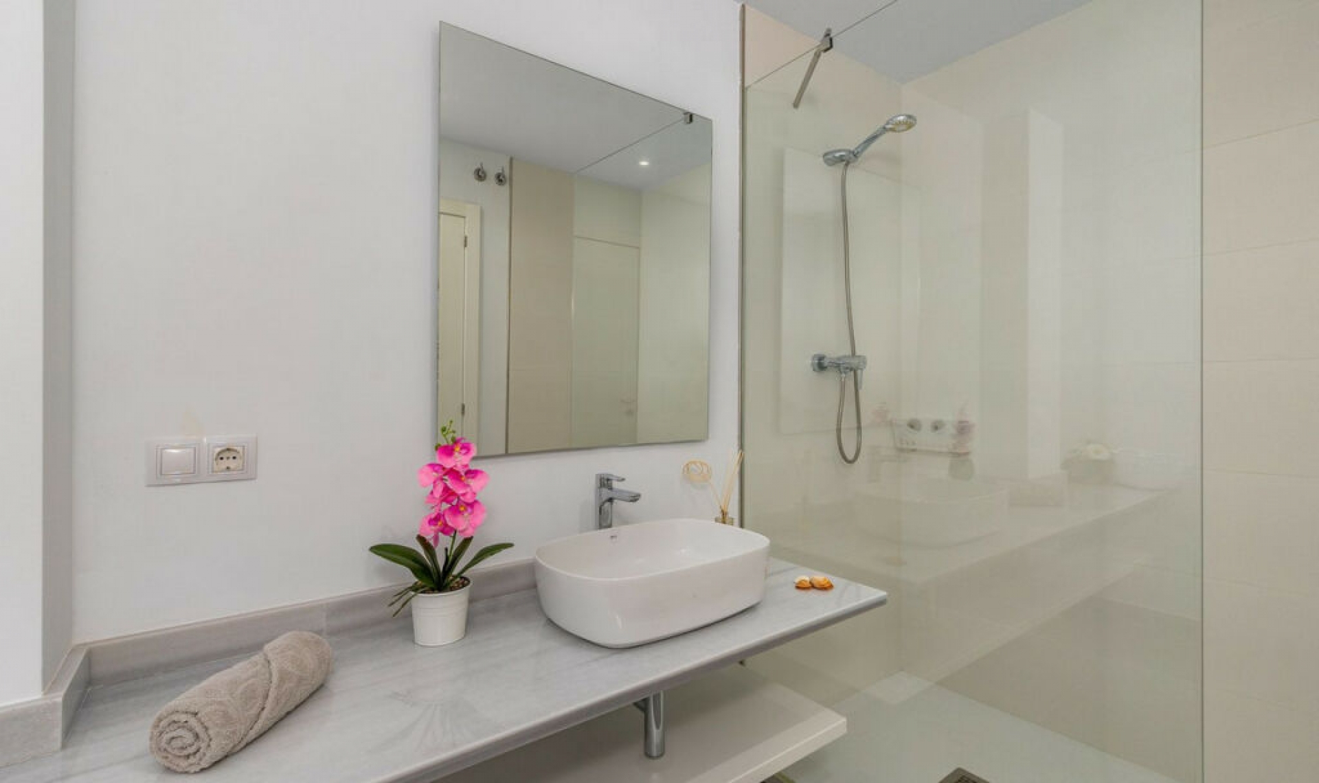 Resale - House -
Benalmadena