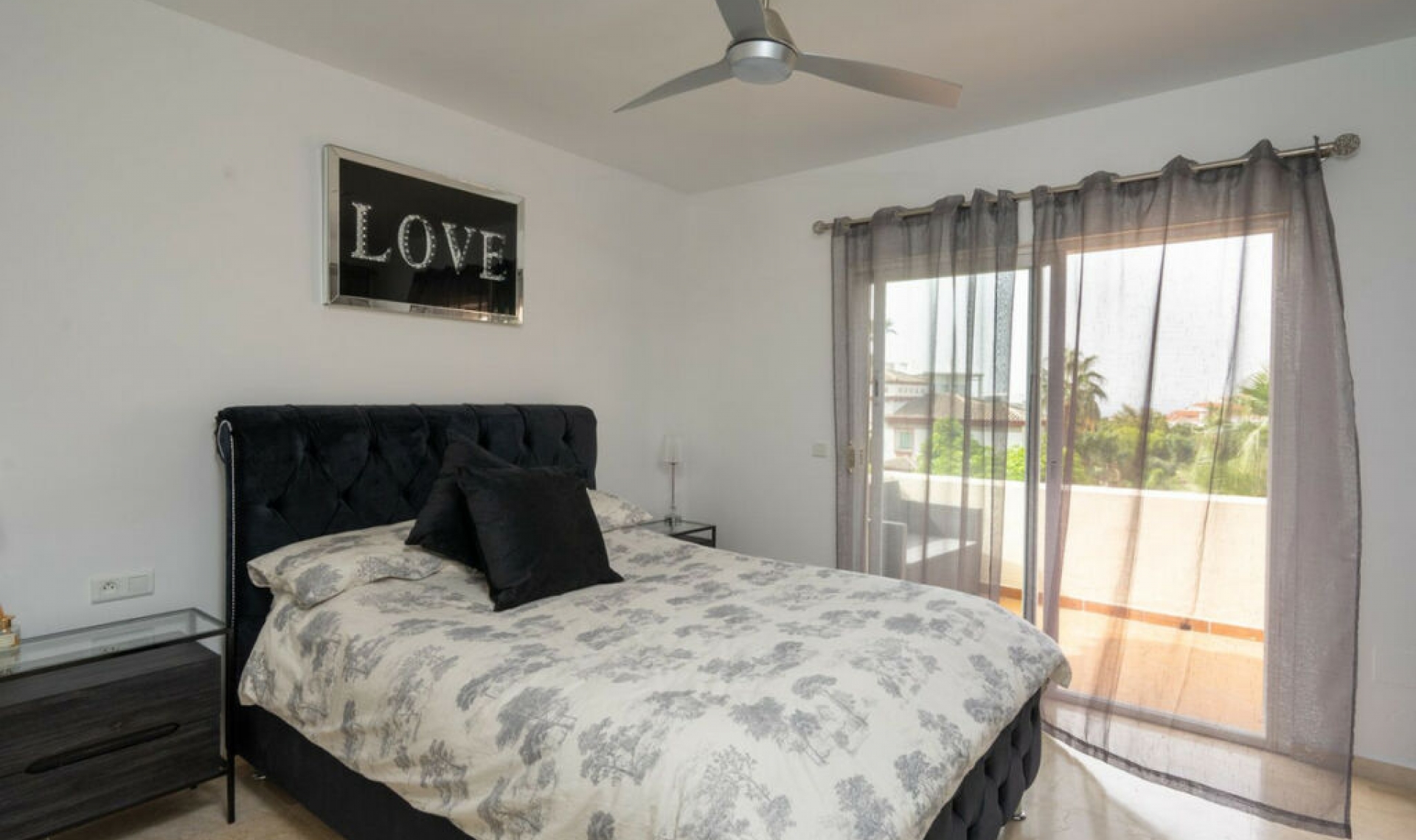 Resale - House -
Benalmadena