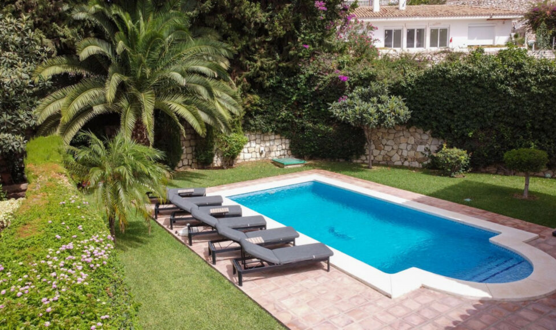 Resale - House -
Benalmadena