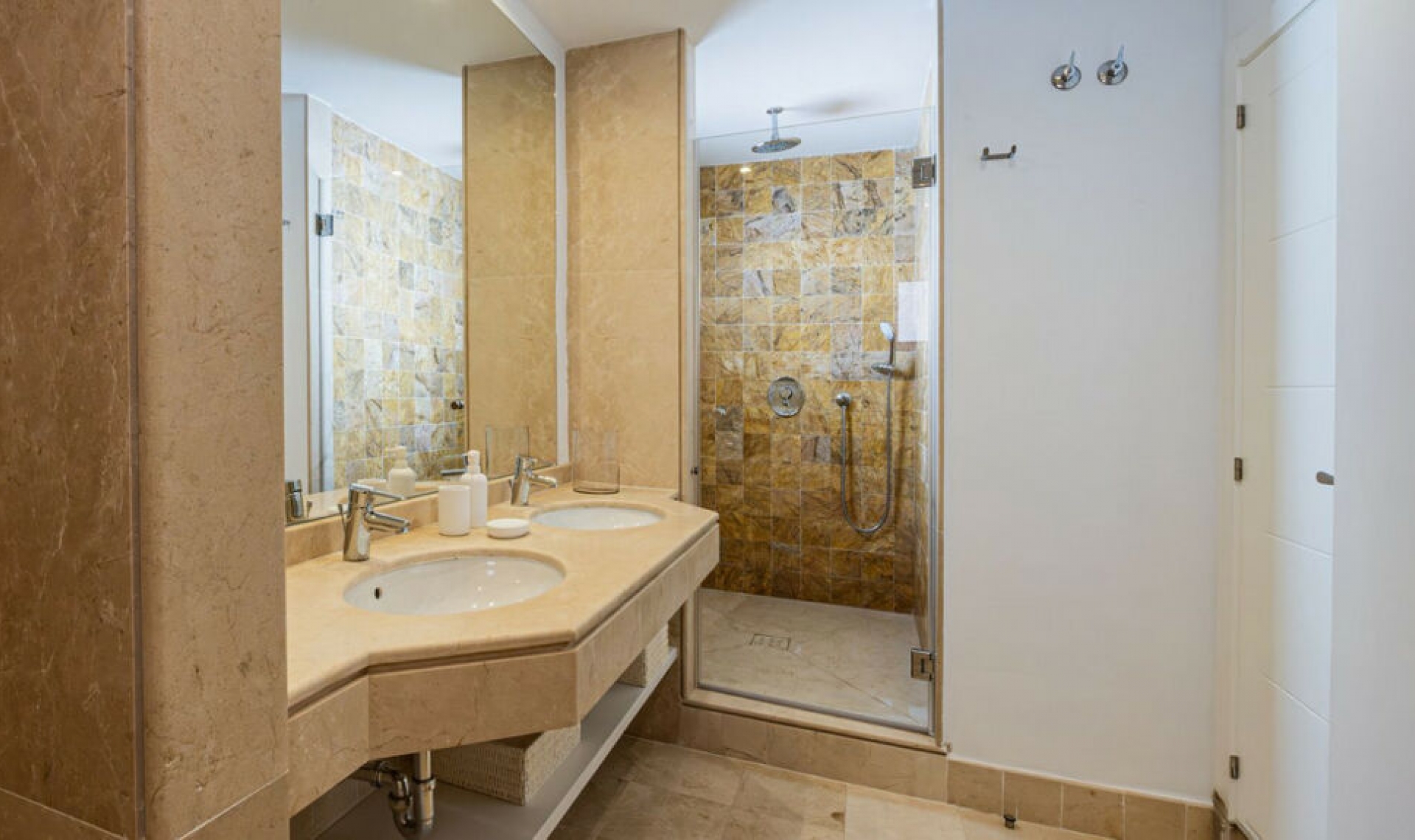 Resale - House -
Benalmadena