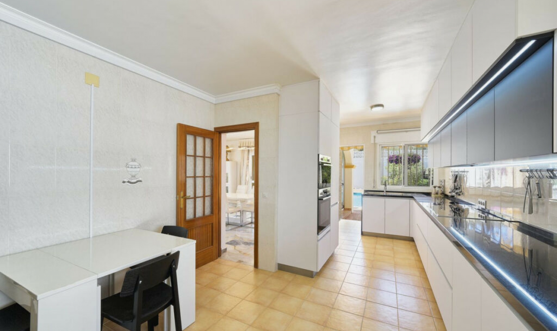 Resale - House -
Benalmadena