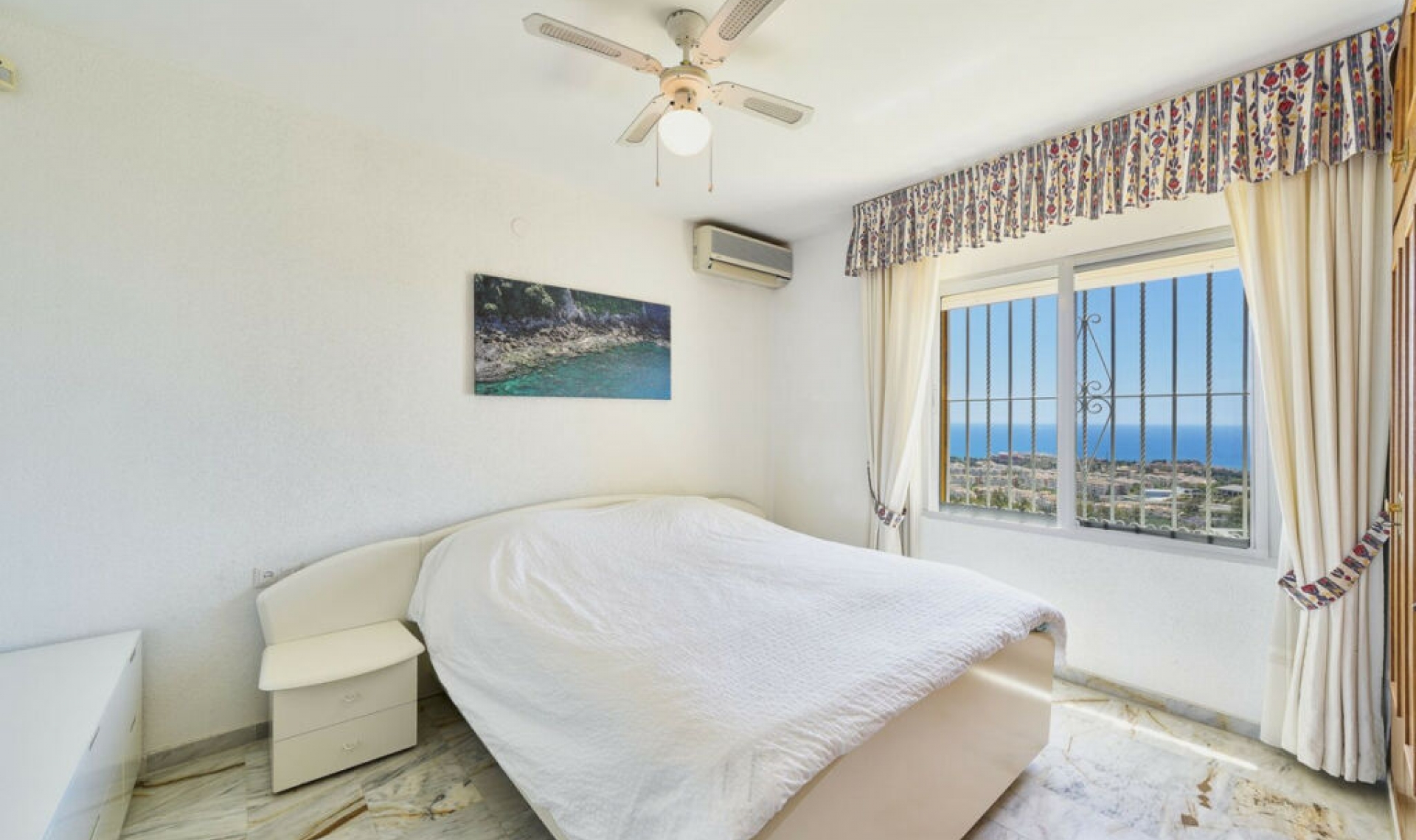 Resale - House -
Benalmadena