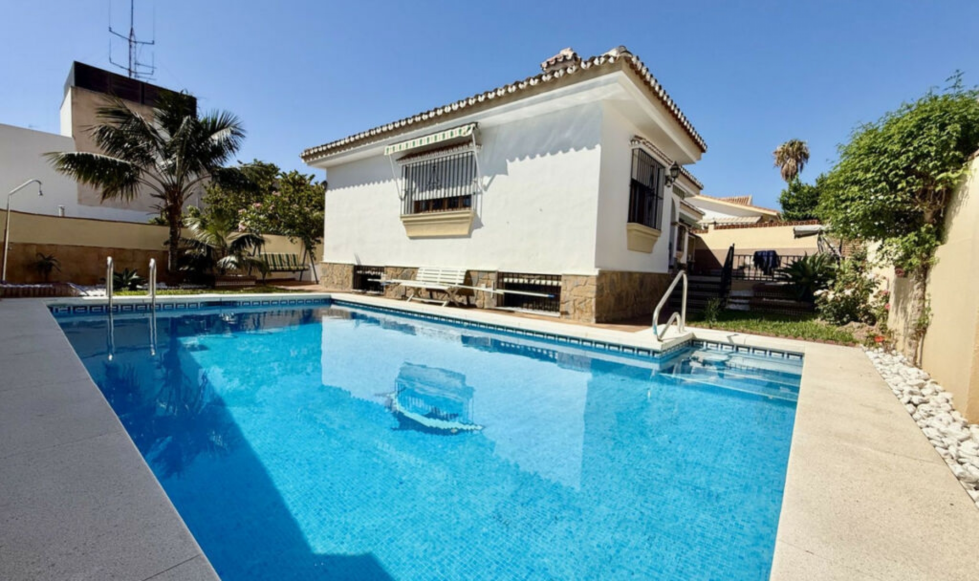Resale - House -
Benalmadena