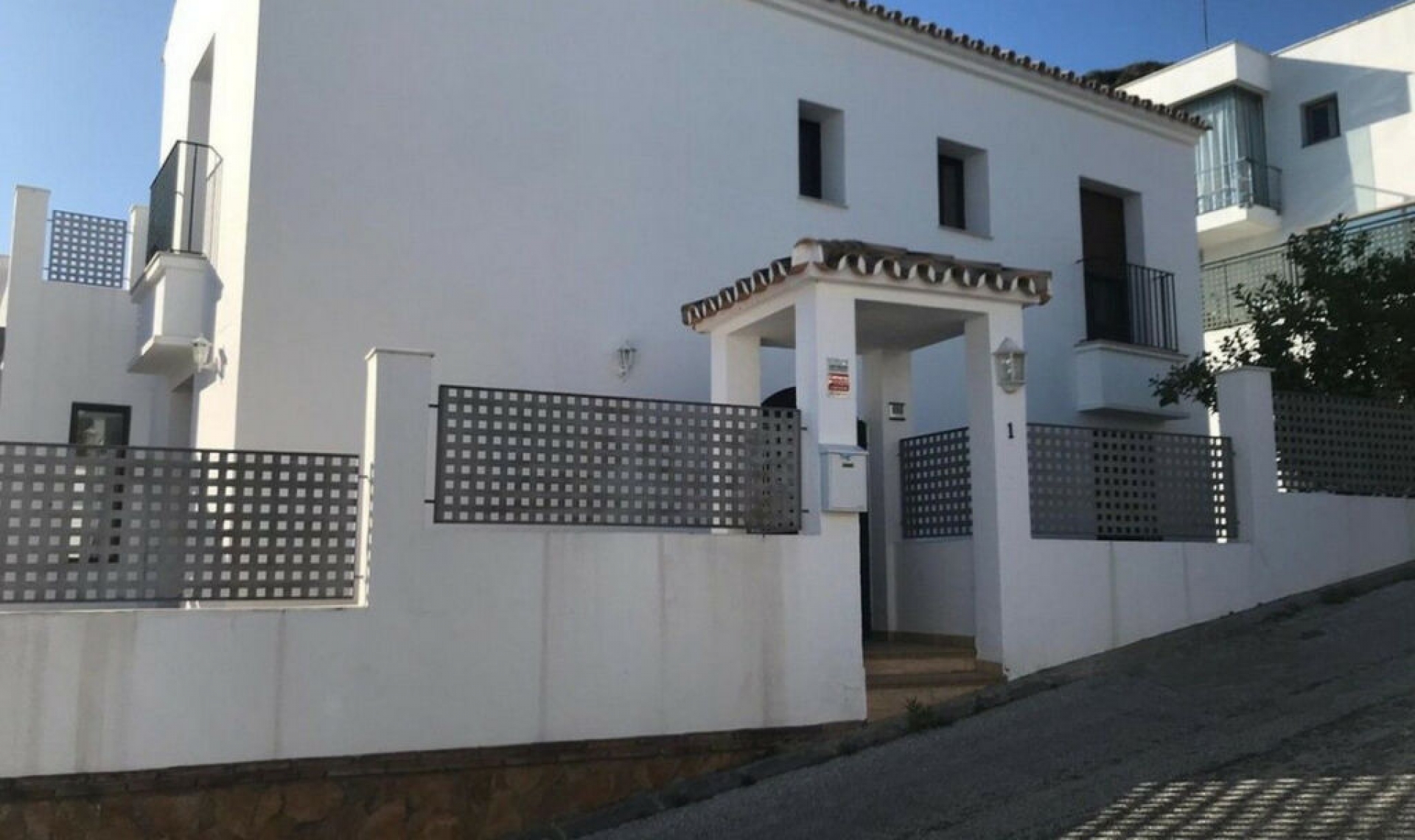 Resale - House -
Benalmadena