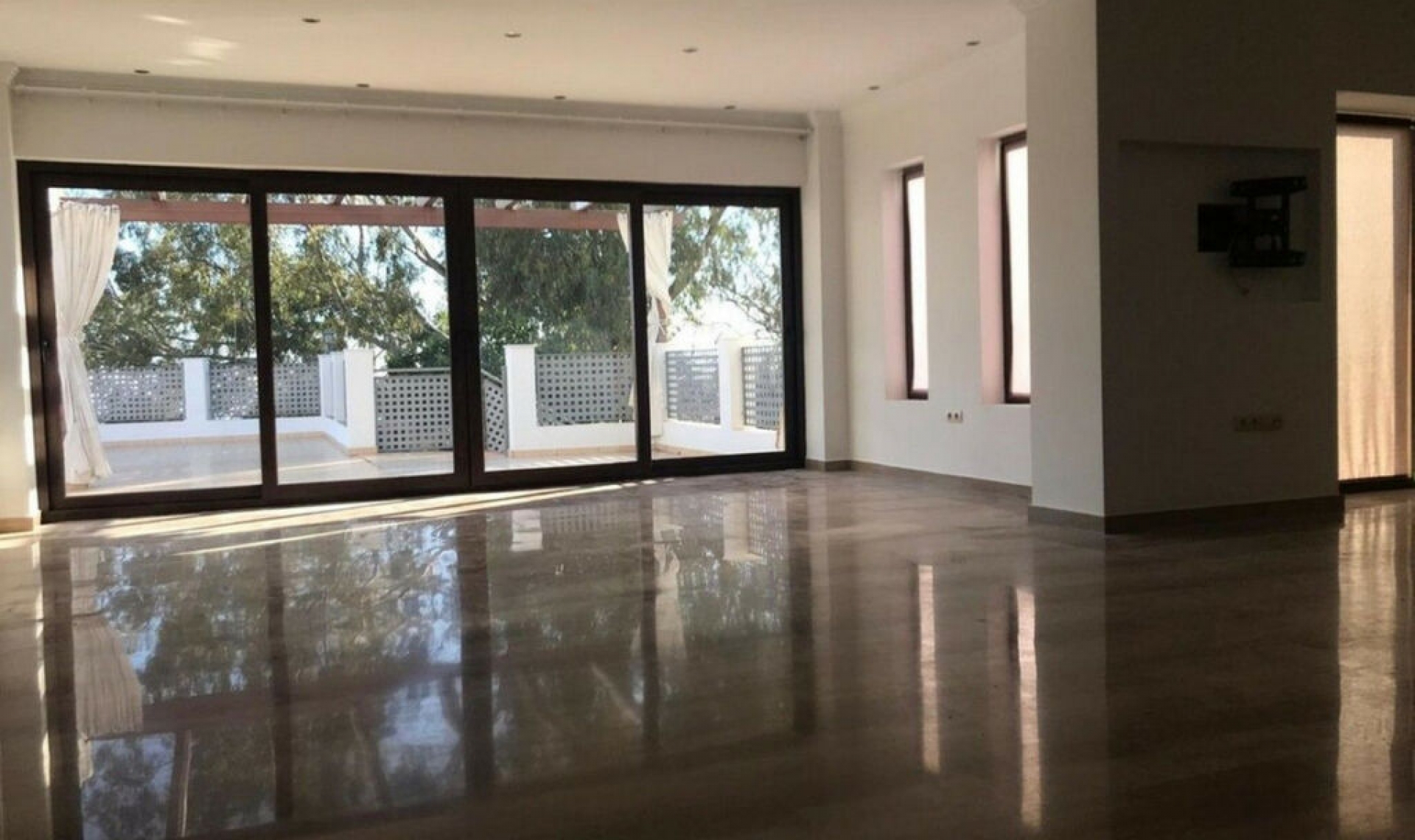 Resale - House -
Benalmadena