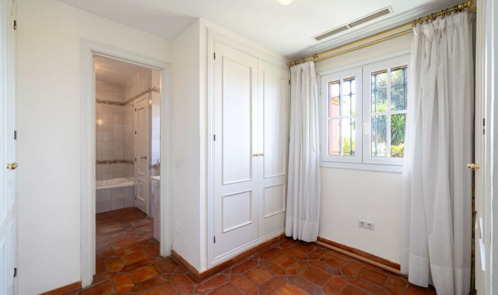 Resale - House -
Benalmadena