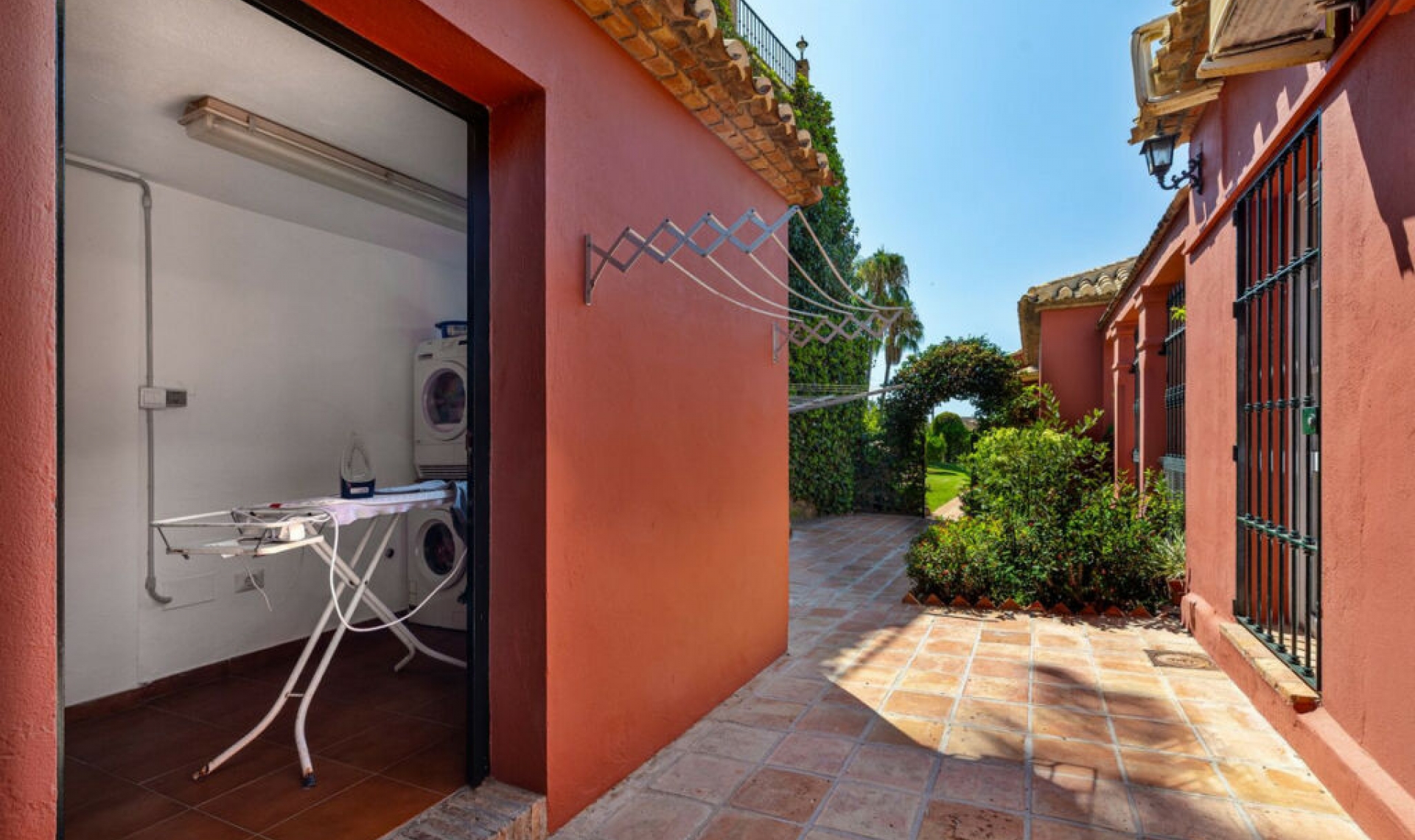 Resale - House -
Benalmadena