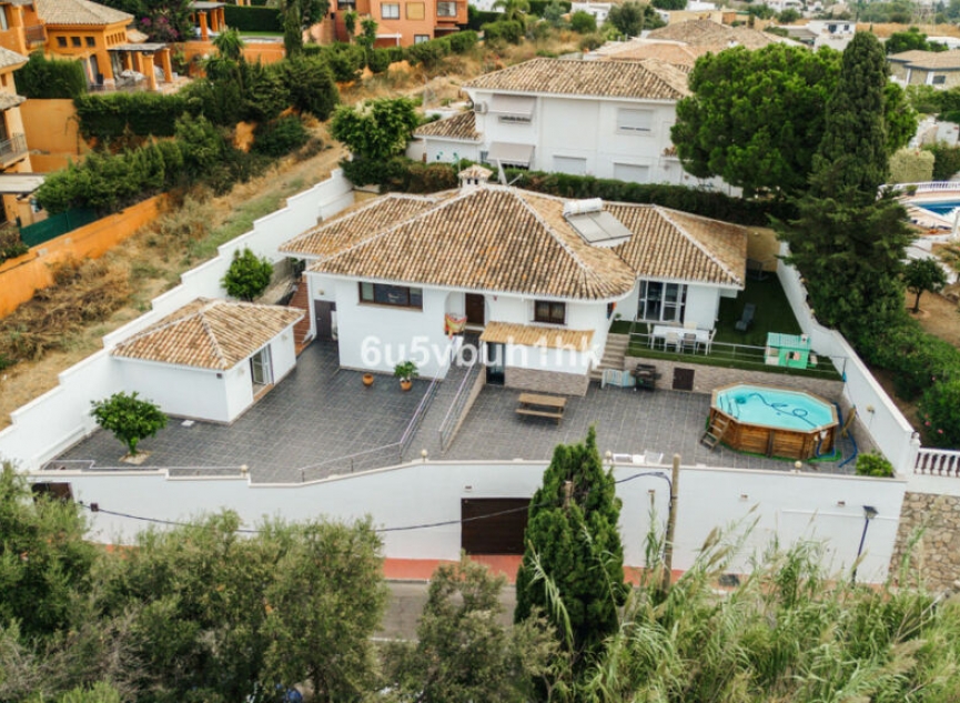 Resale - House -
Benalmadena