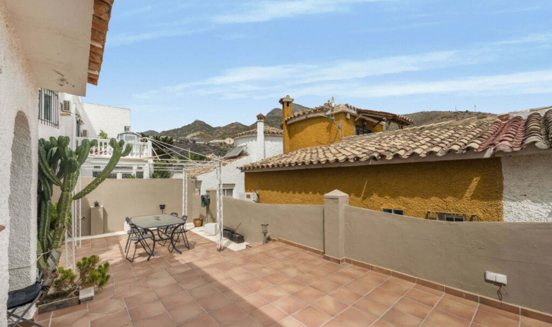 Resale - House -
Benalmadena
