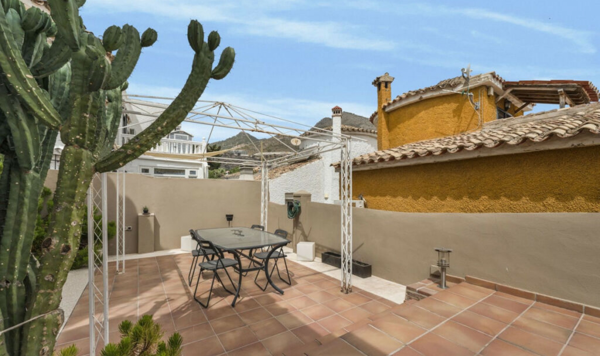 Resale - House -
Benalmadena