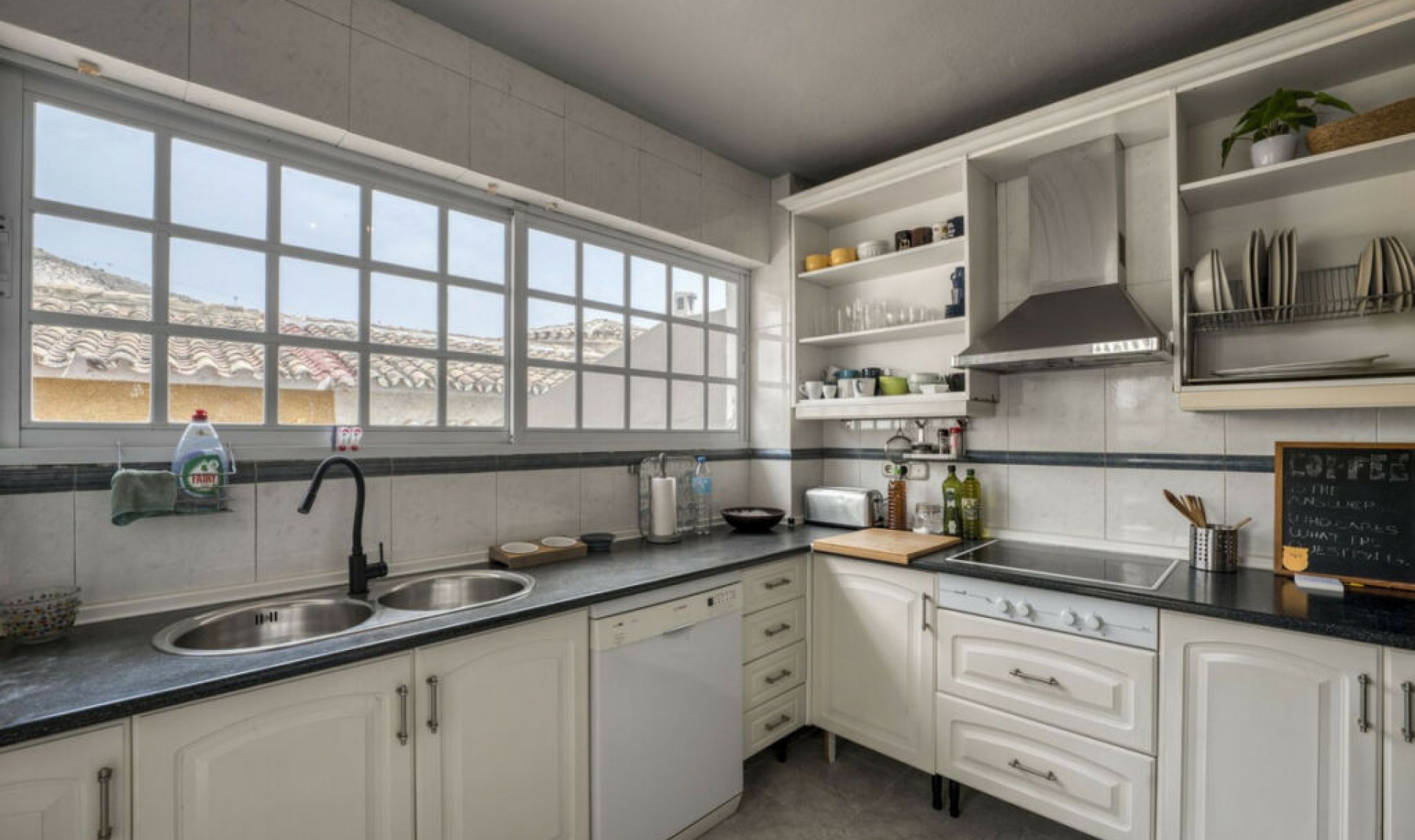 Resale - House -
Benalmadena