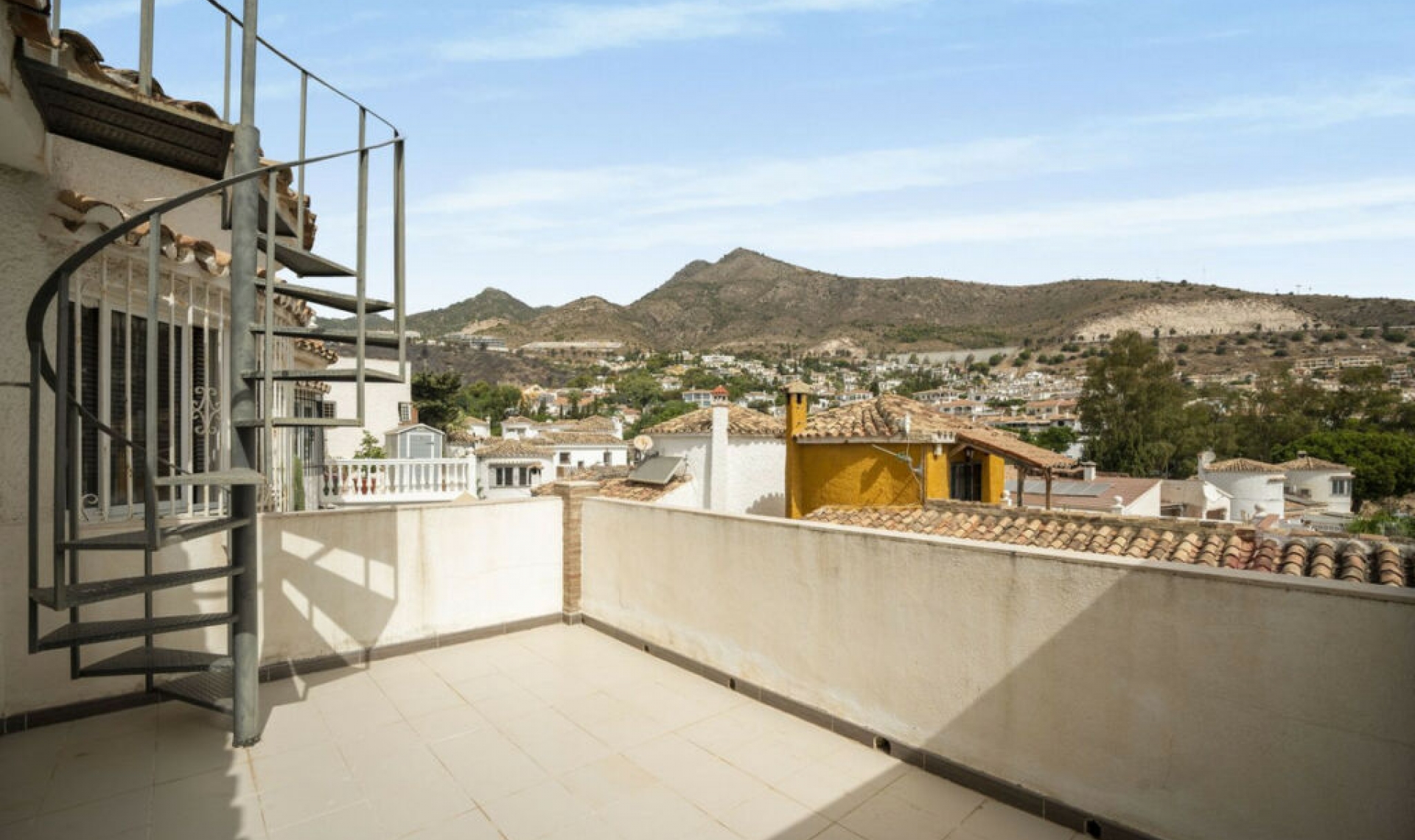 Resale - House -
Benalmadena