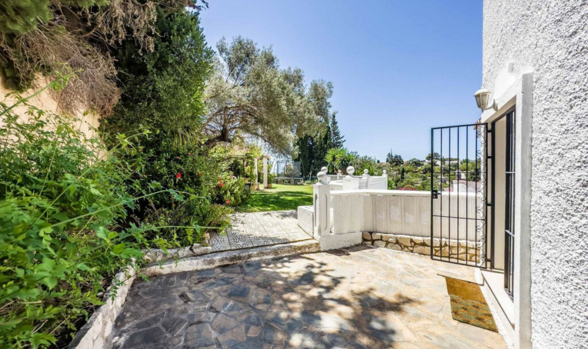 Resale - House -
Benalmadena