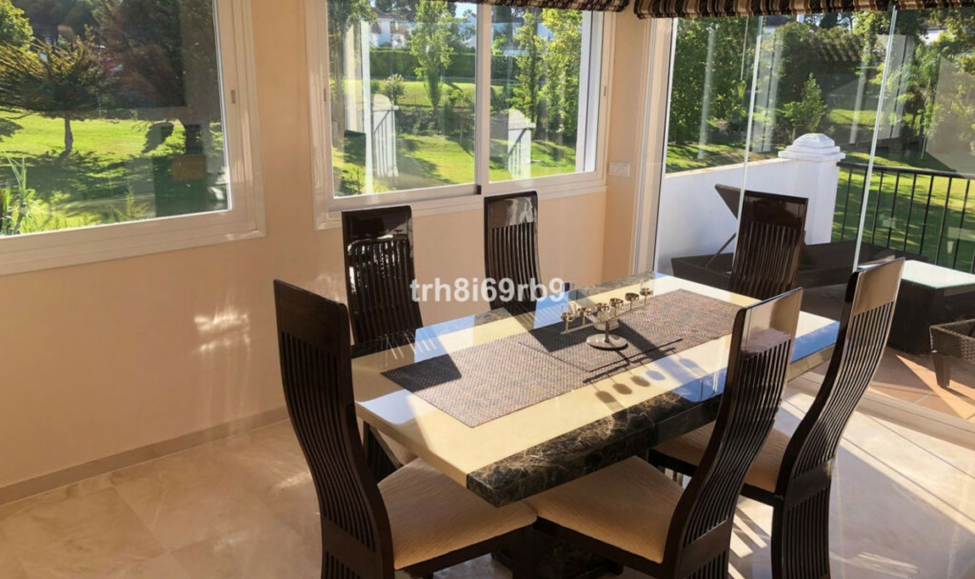 Resale - House -
Benamara