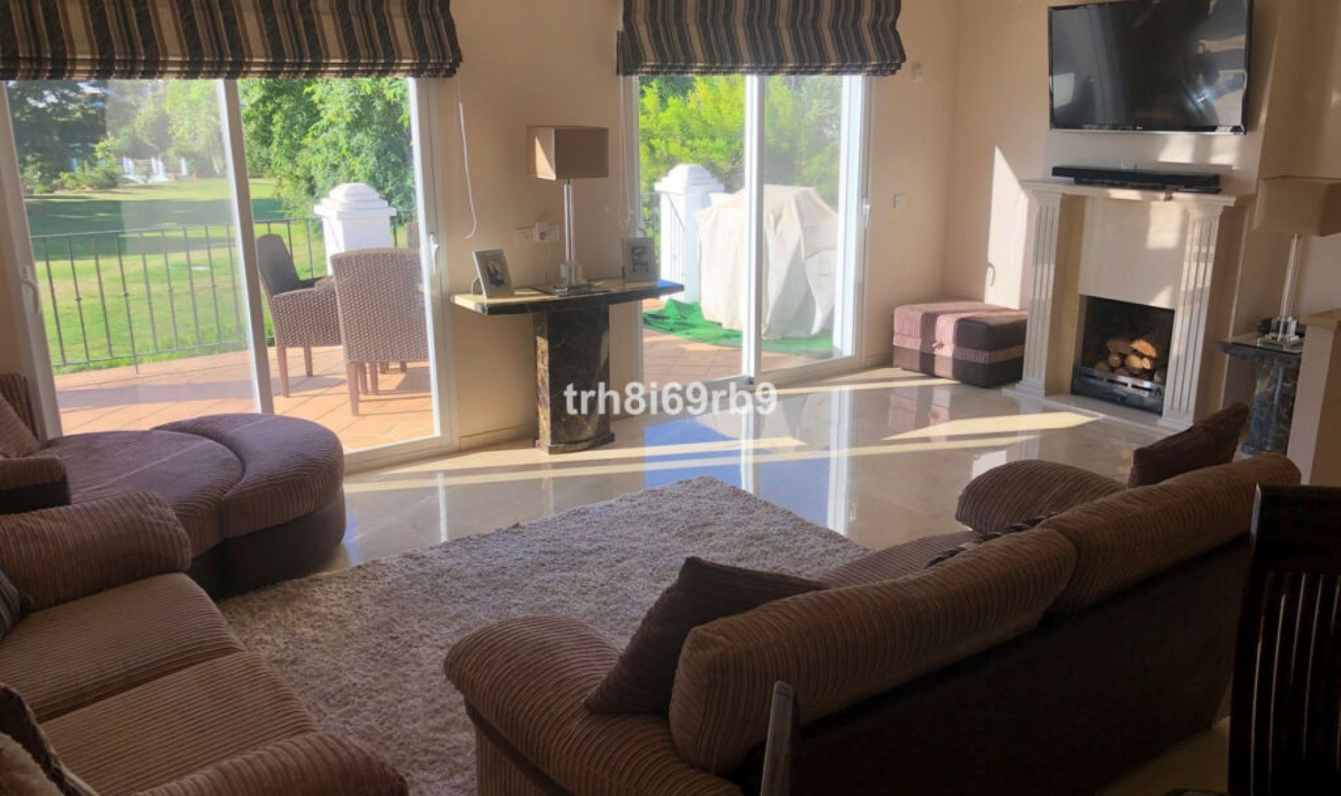 Resale - House -
Benamara