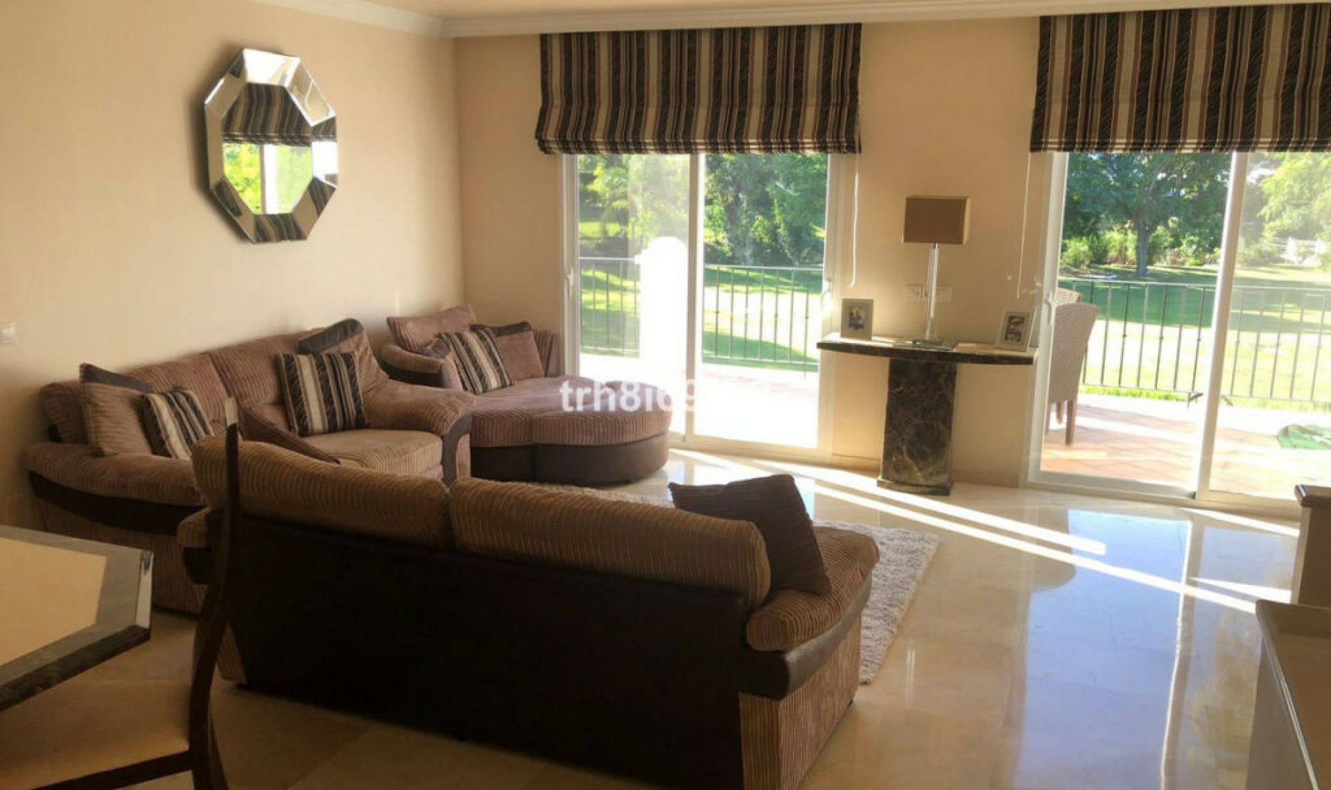 Resale - House -
Benamara