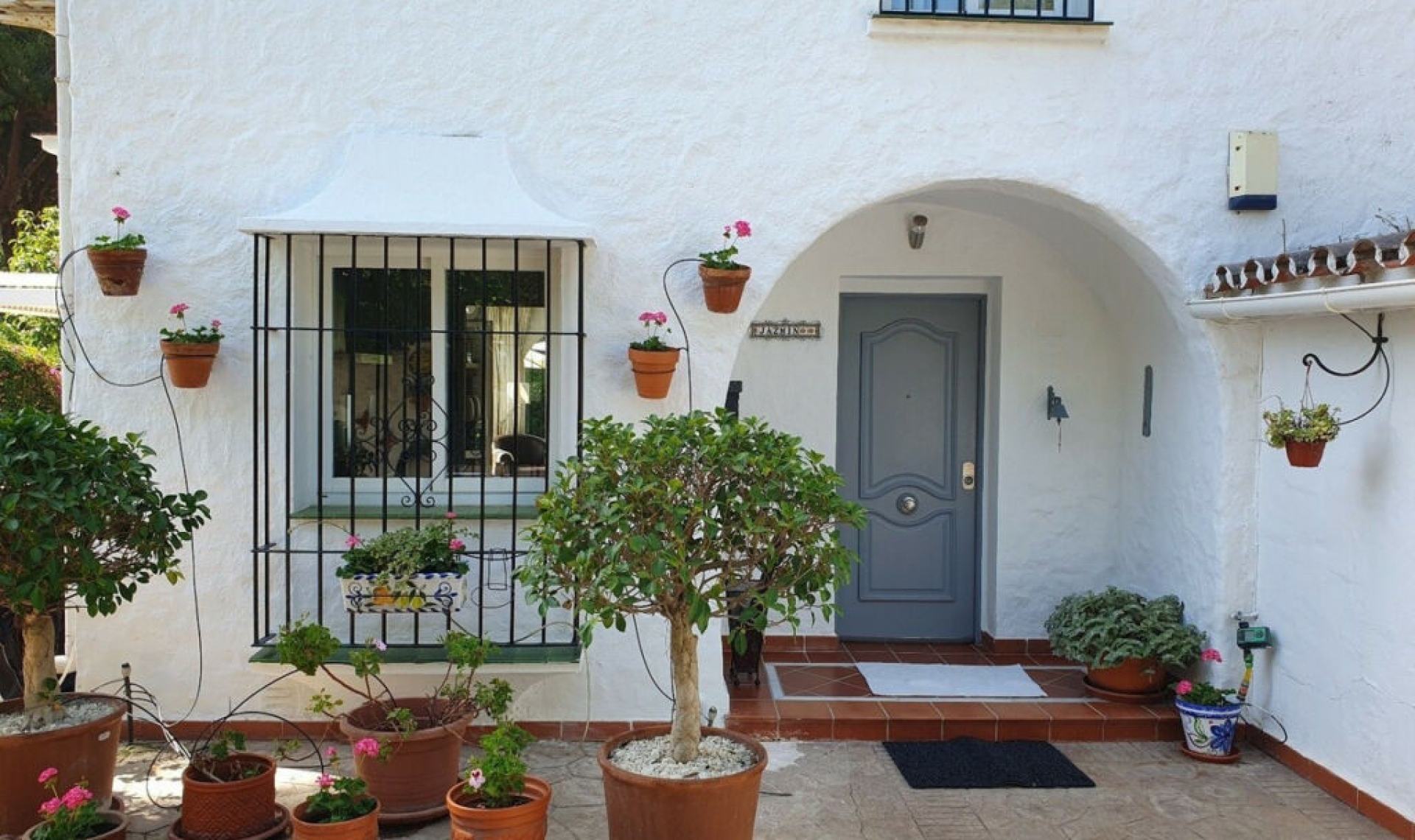 Resale - House -
Benamara