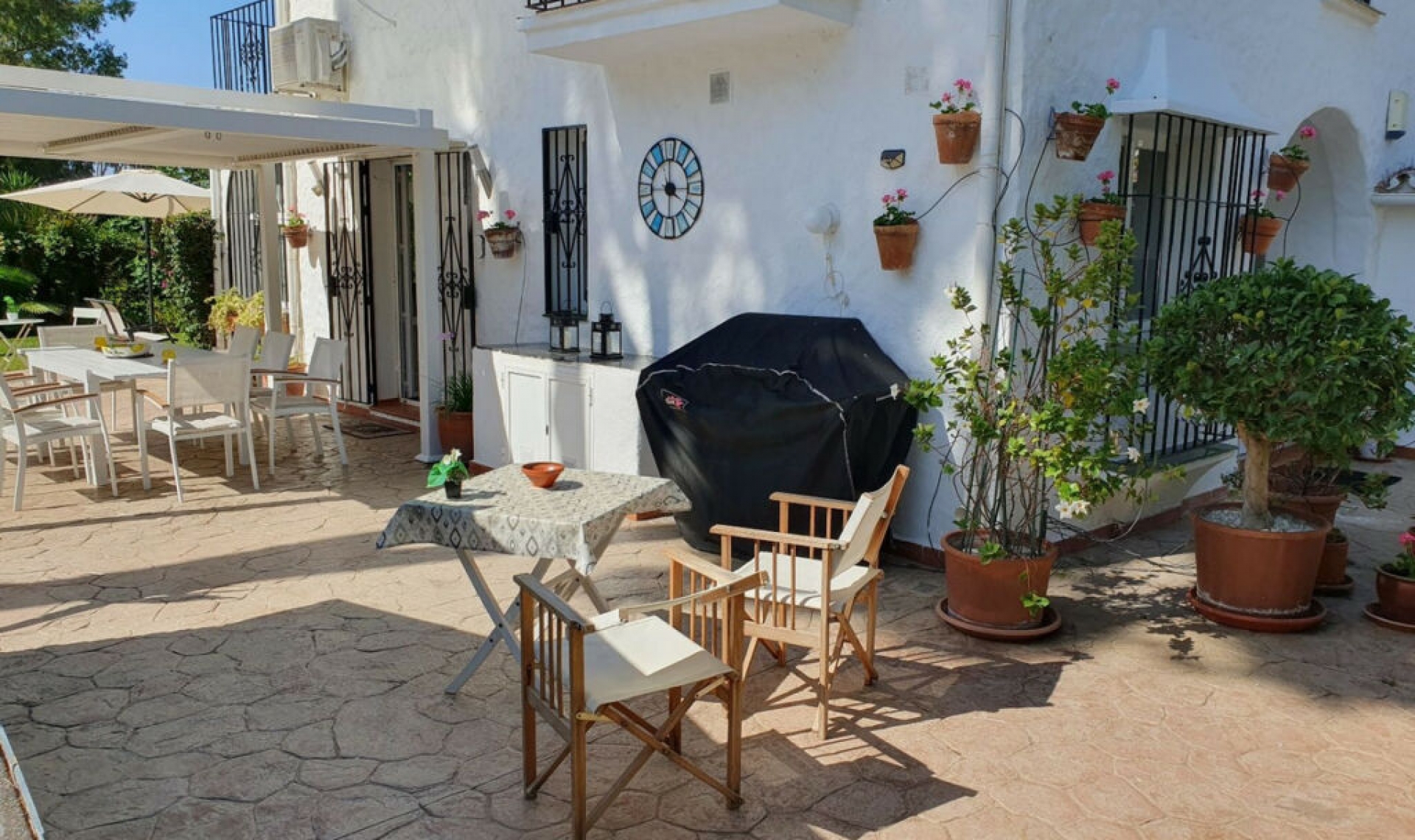 Resale - House -
Benamara