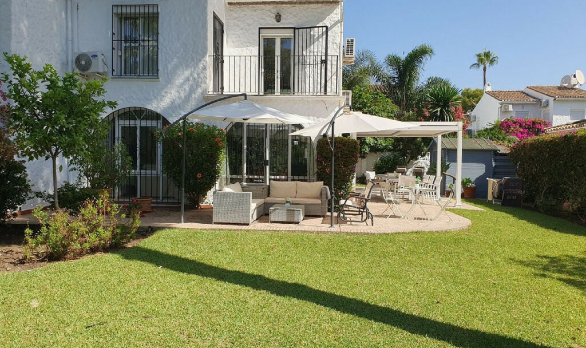 Resale - House -
Benamara