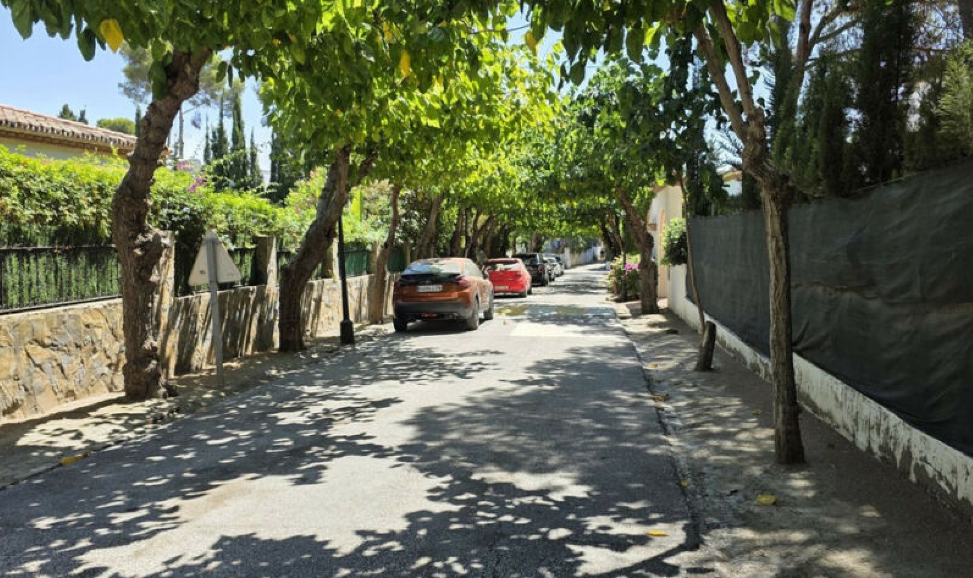 Resale - House -
Benamara