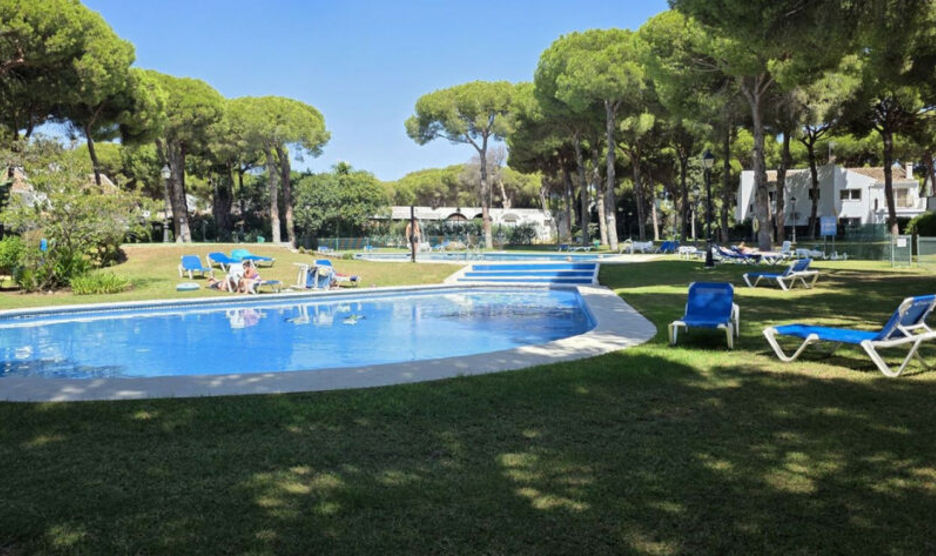 Resale - House -
Benamara