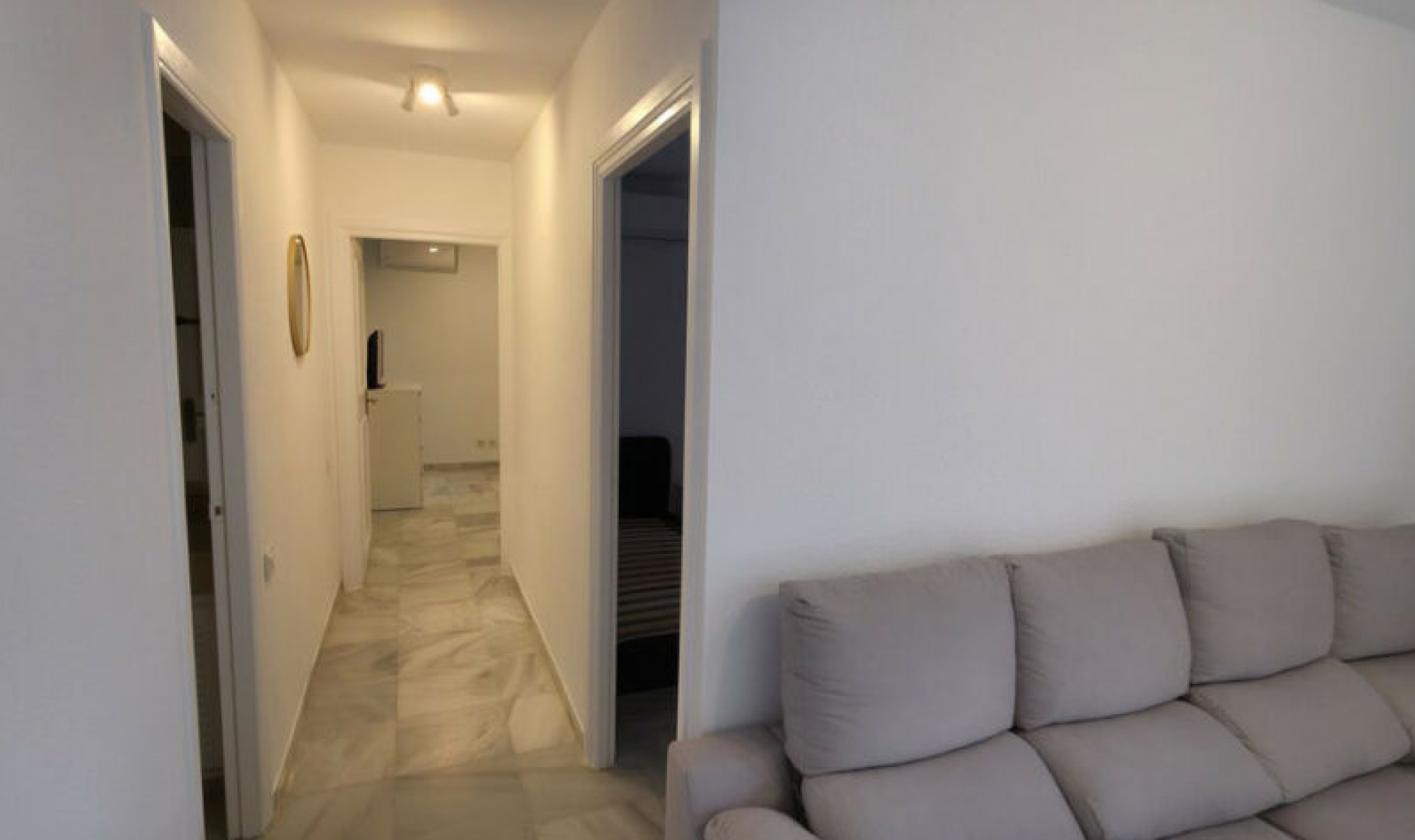 Resale - House -
Benamara